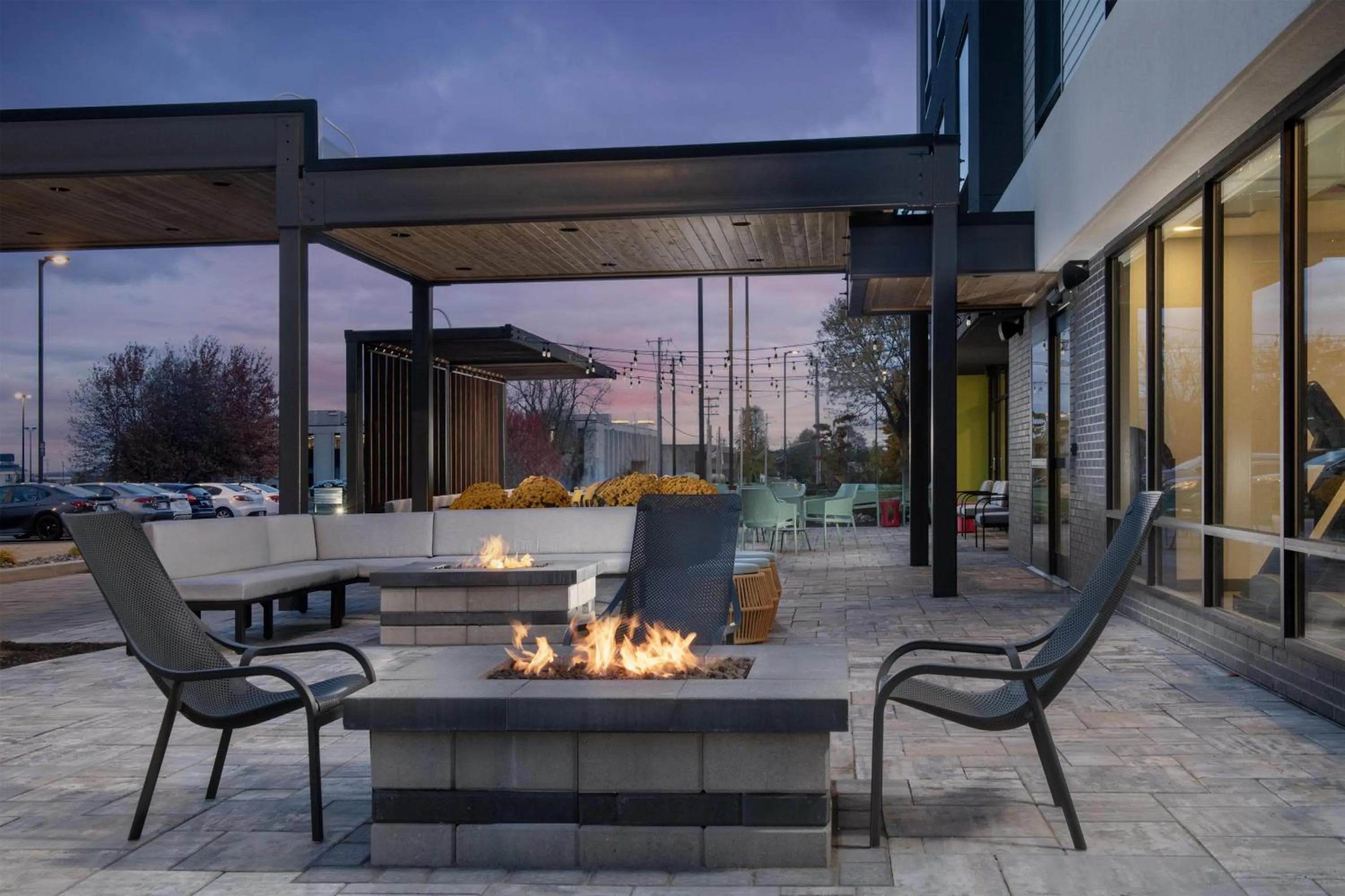 Patio in Home2 Suites By Hilton Syracuse Liverpool Airport Area