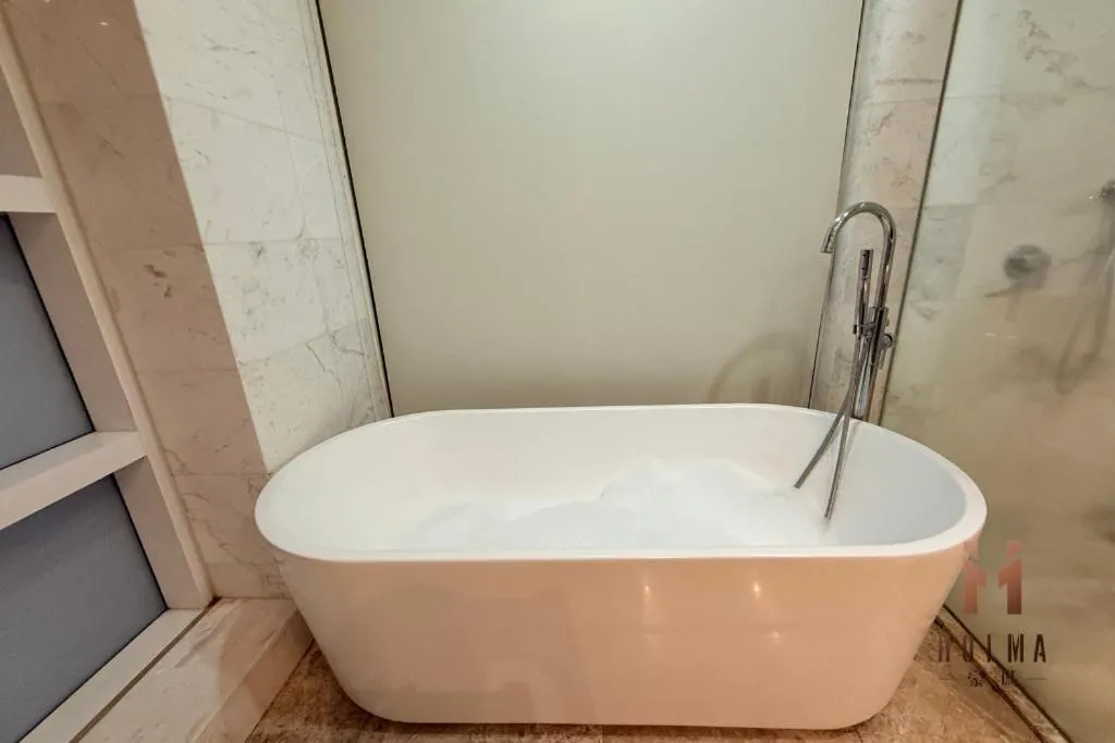 The Platinum KLCC by Holma