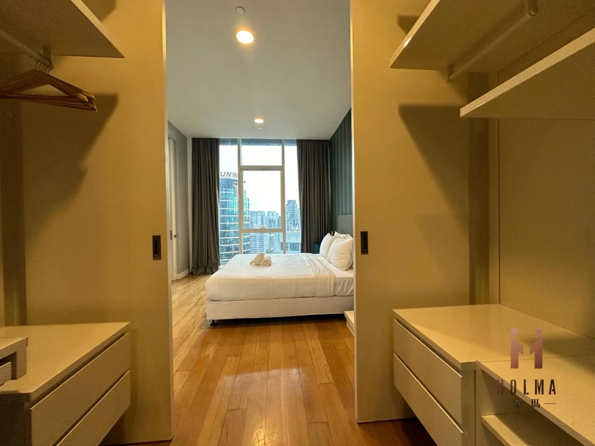 Bed in The Platinum KLCC by Holma