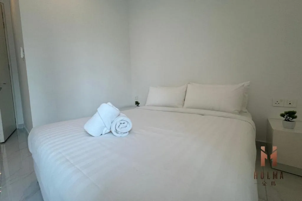 Bed in The Platinum KLCC by Holma