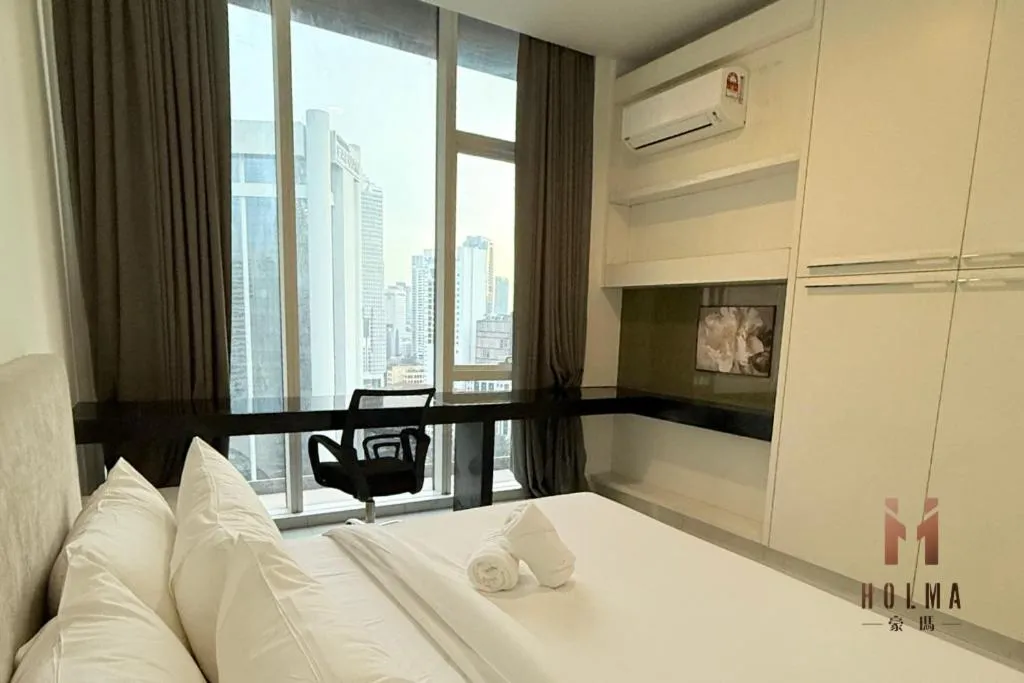 Bed in The Platinum KLCC by Holma