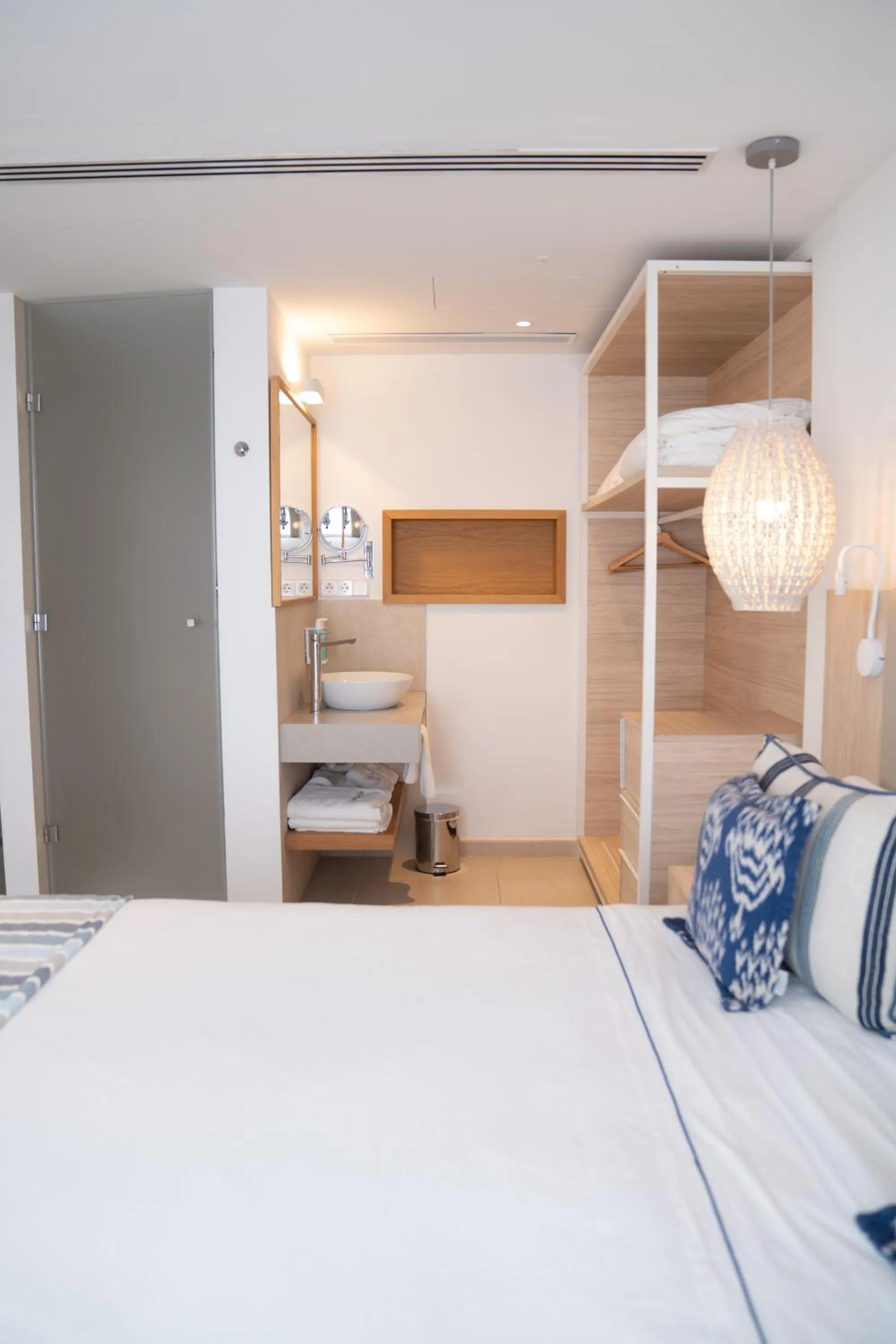 Bathroom, Bed in Can Salia