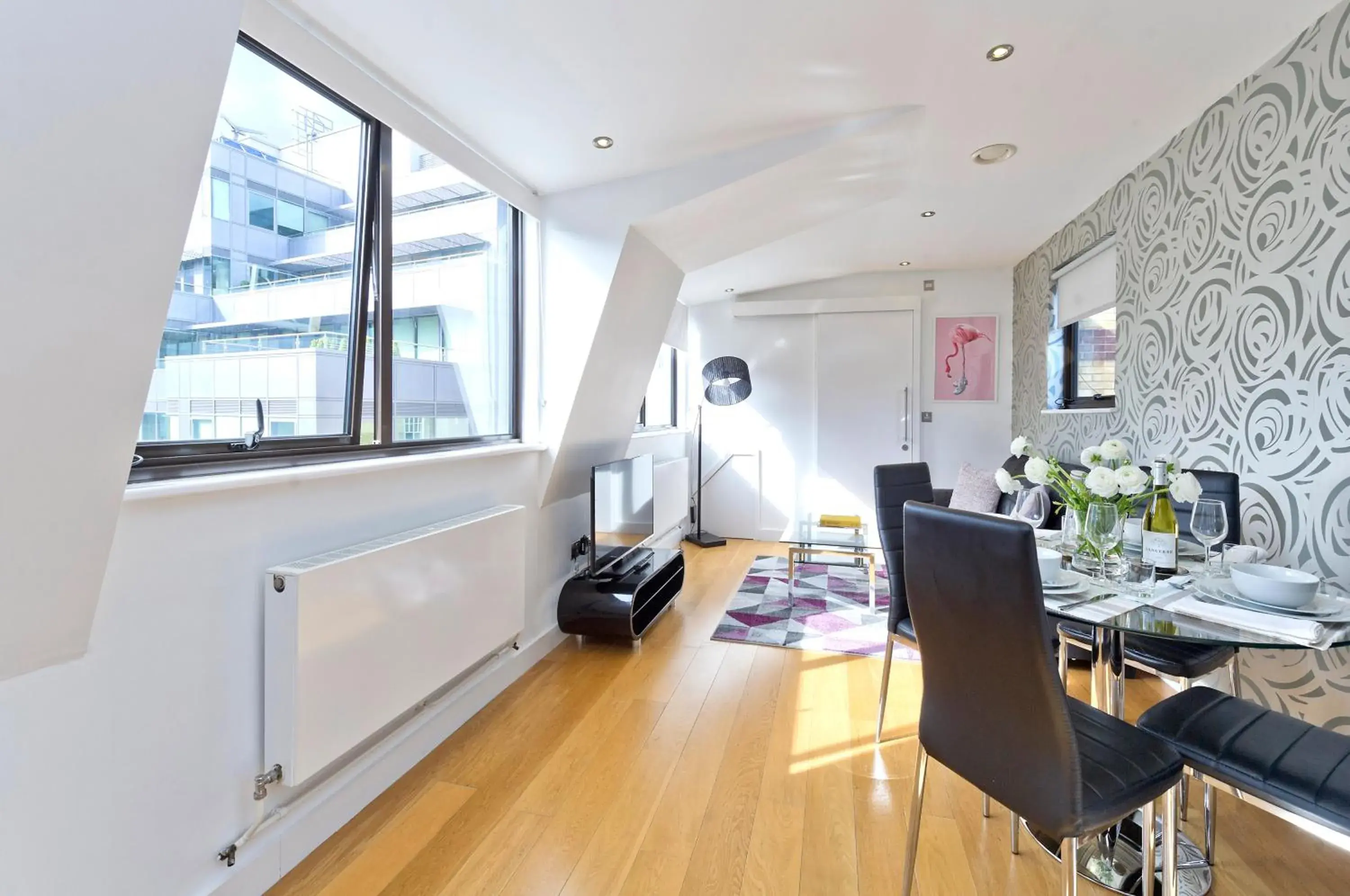 Penthouse Apartment in Red Lion Court by City2Stay Penthouse Apartment in Red Lion Court by City2Stay