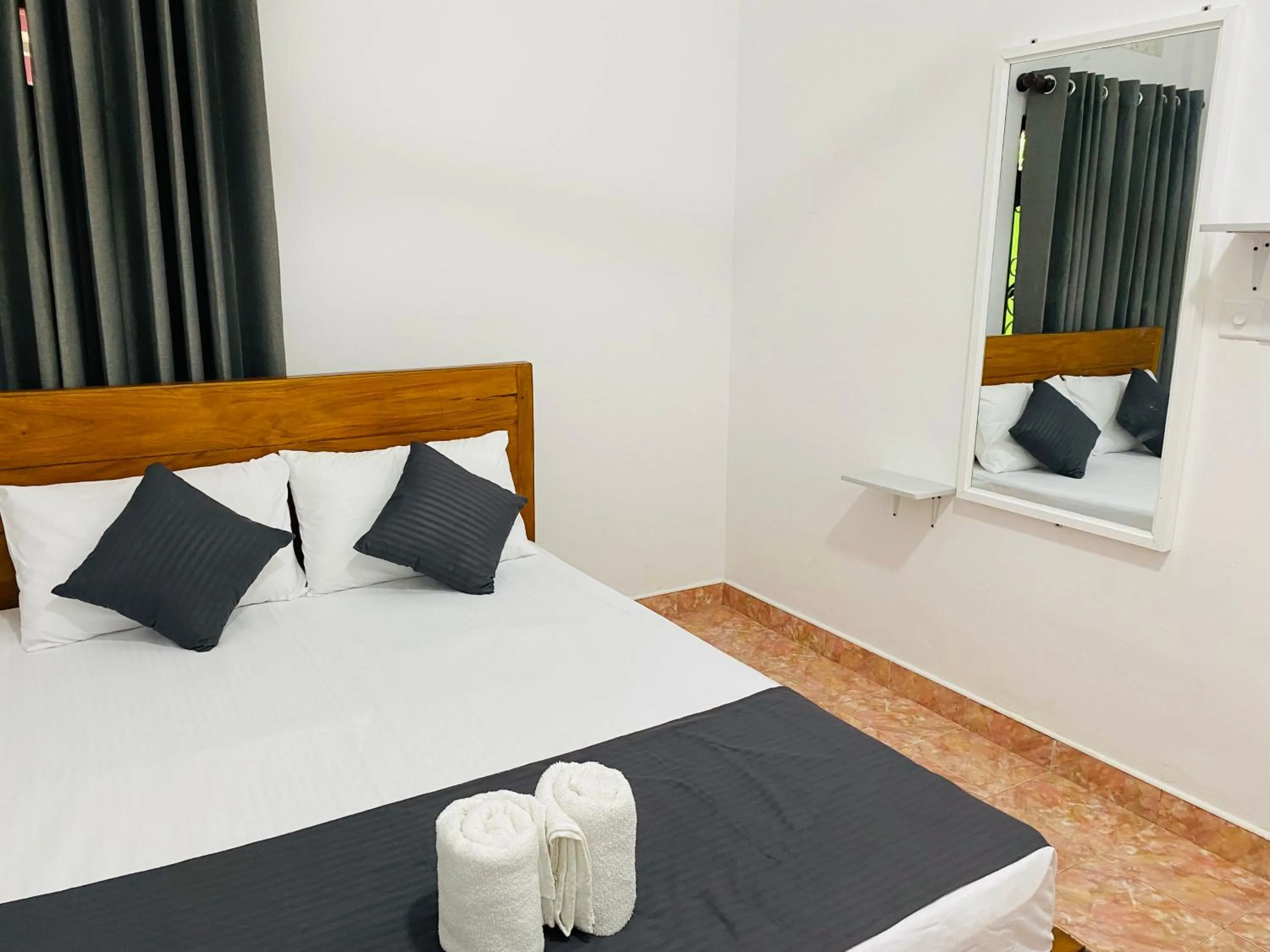 Hotel Jay R