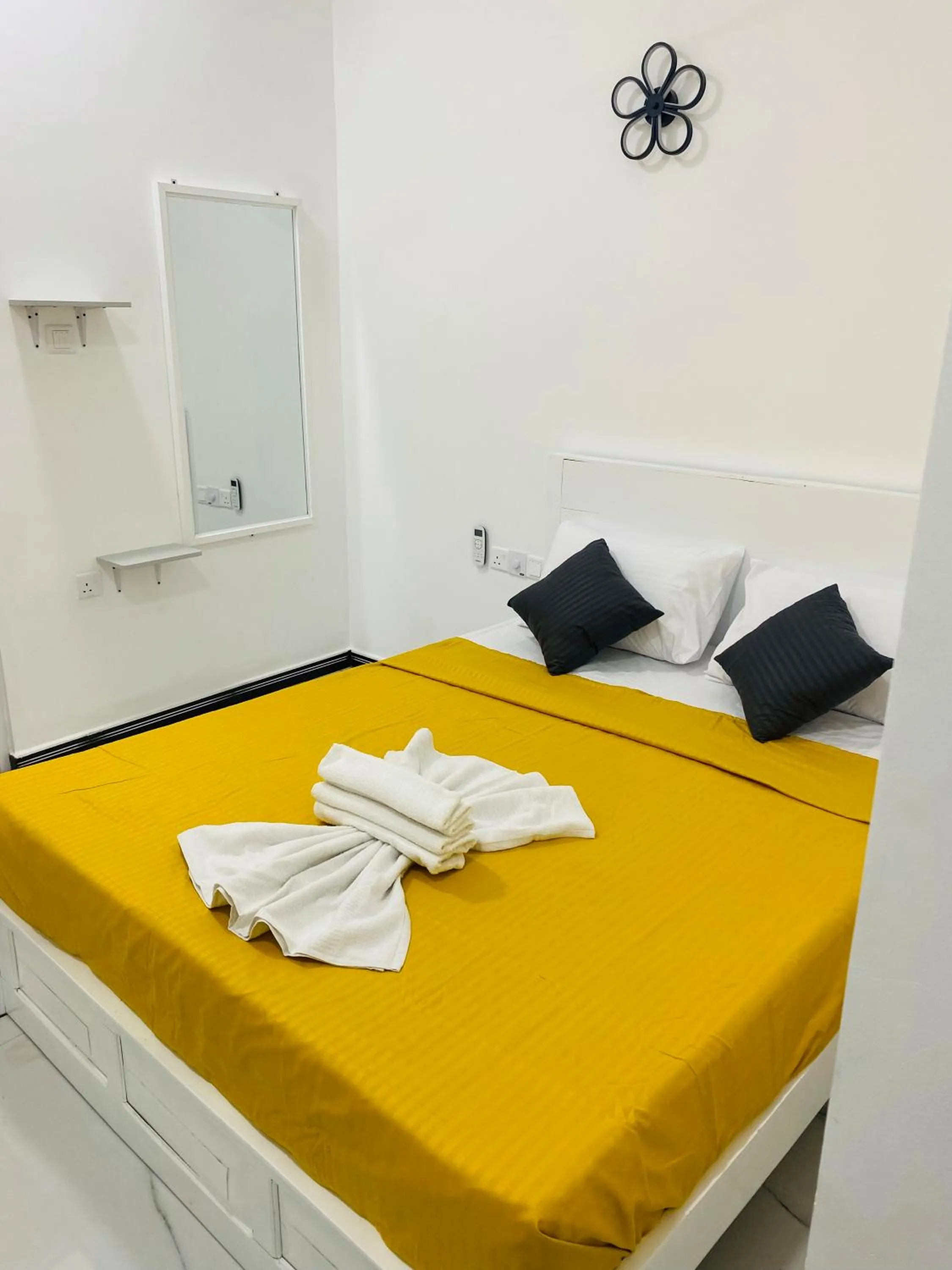 Double Room in Hotel Jay R