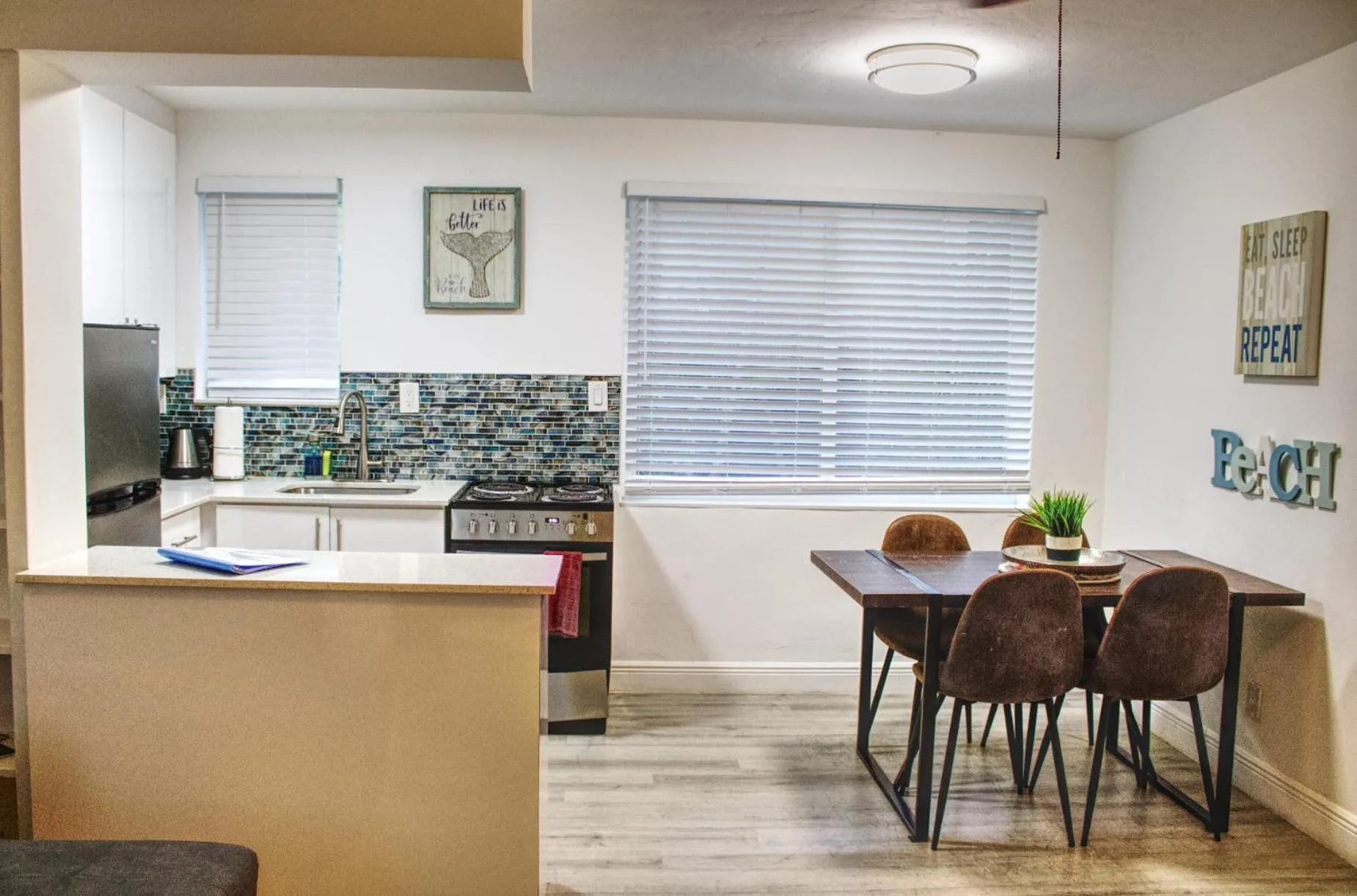 Kitchen or kitchenette in The Madison by the Gold Nests