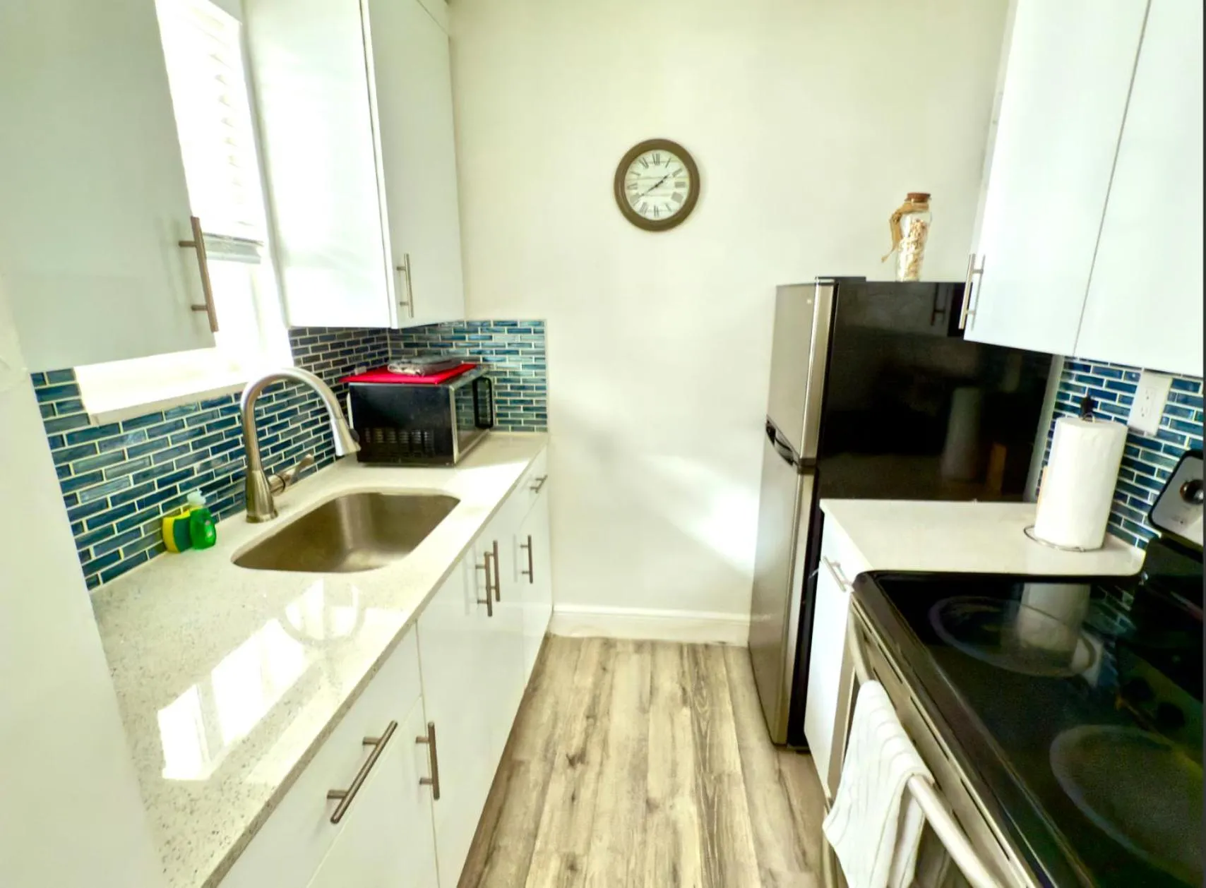 Kitchen or kitchenette in The Madison by the Gold Nests