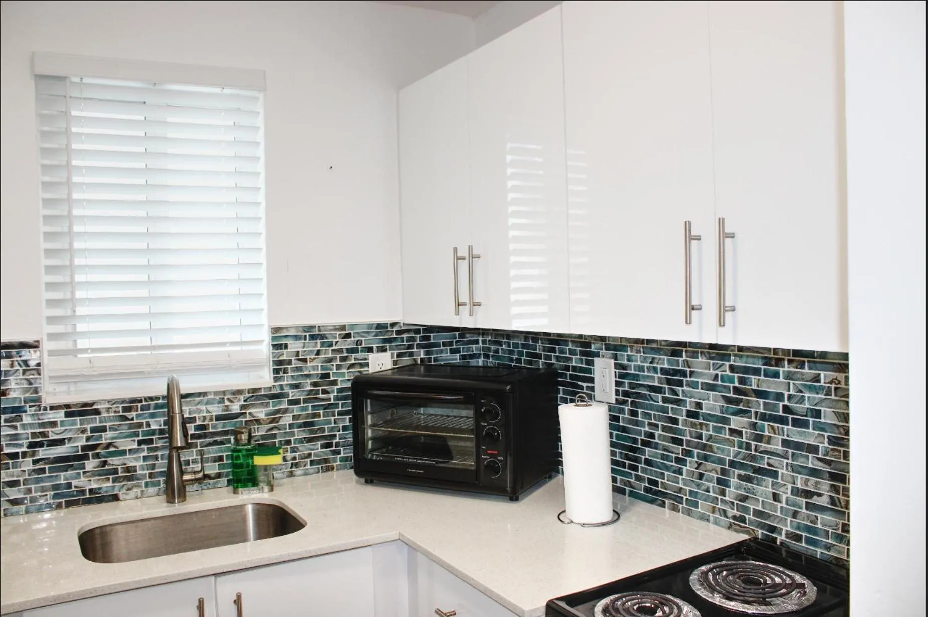 Kitchen or kitchenette in The Madison by the Gold Nests