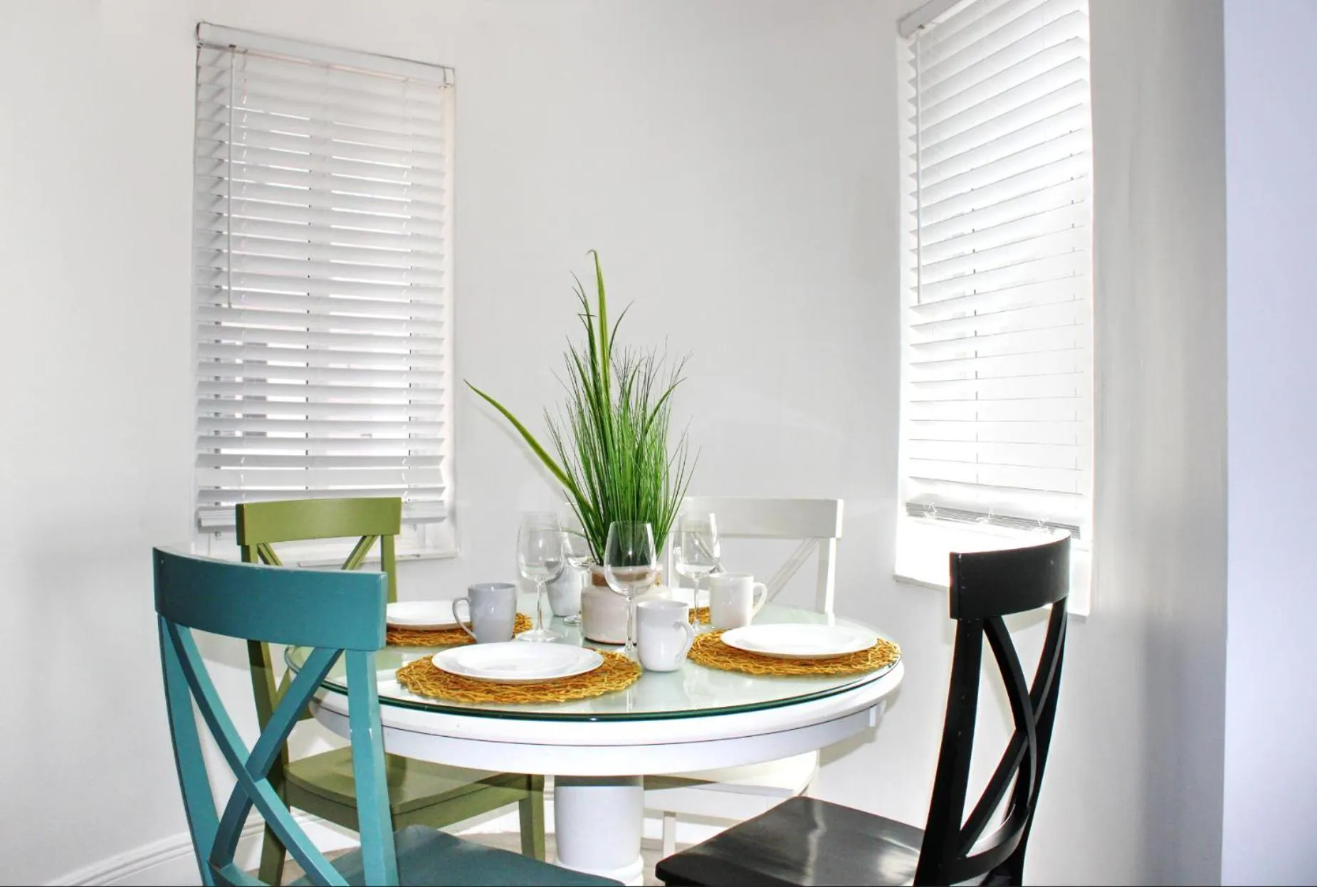Dining area in The Madison by the Gold Nests