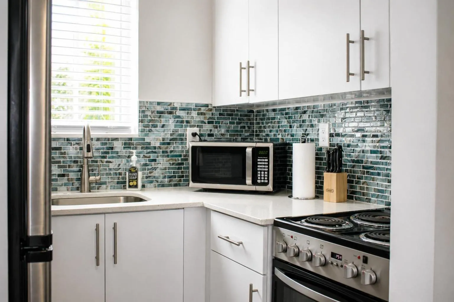Kitchen or kitchenette in The Madison by the Gold Nests