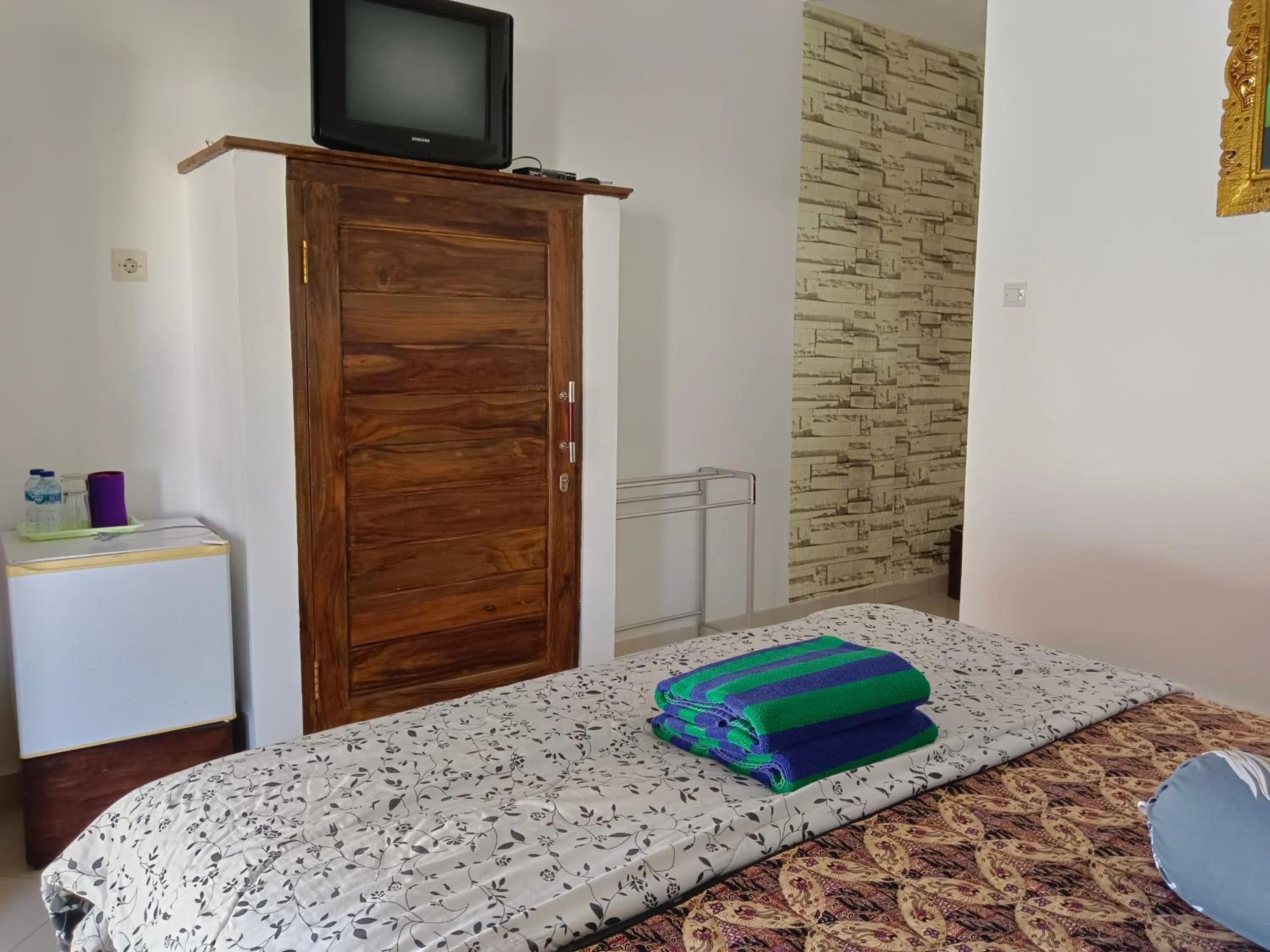 Drinks, Bed in Double N Guesthouse Sanur Bali