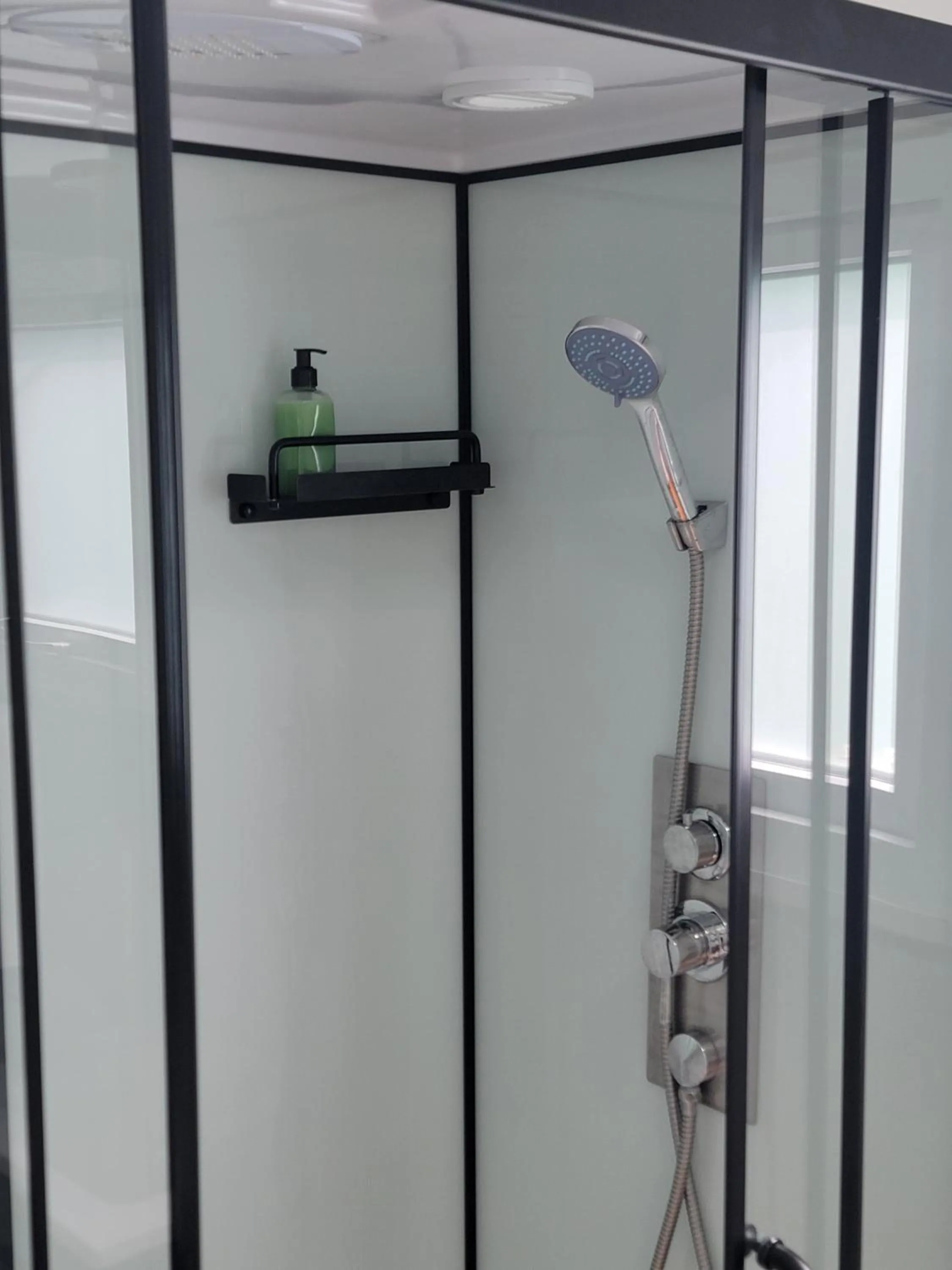 Shower in Zurban Travelers