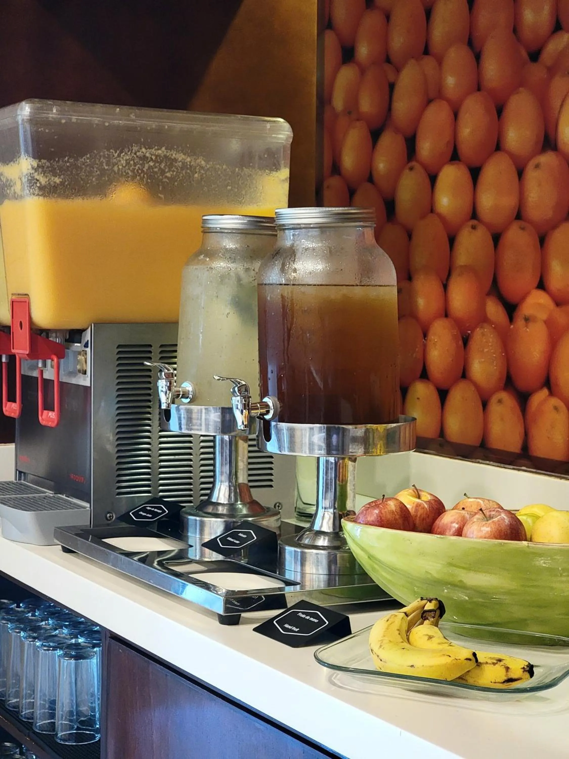 Buffet breakfast in Zurban Travelers