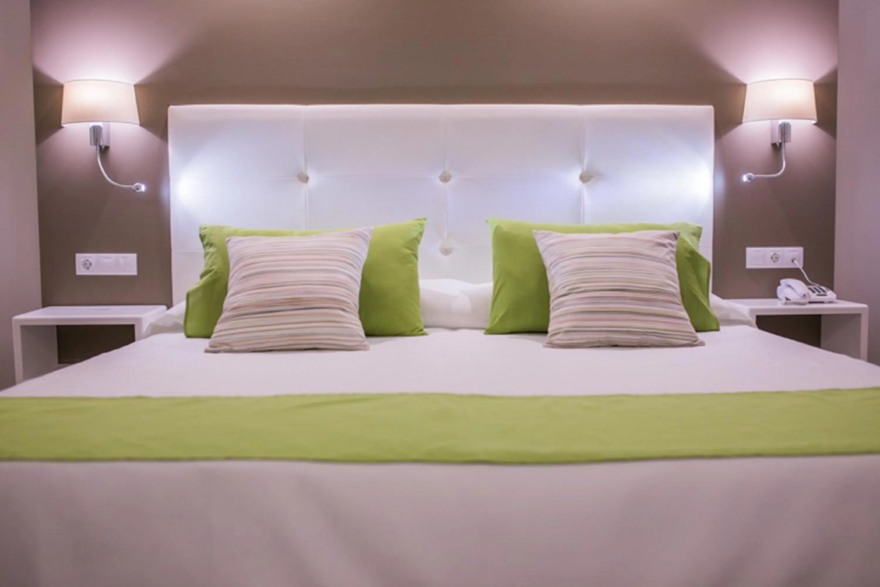 Bed in Hotel RF San Borondon