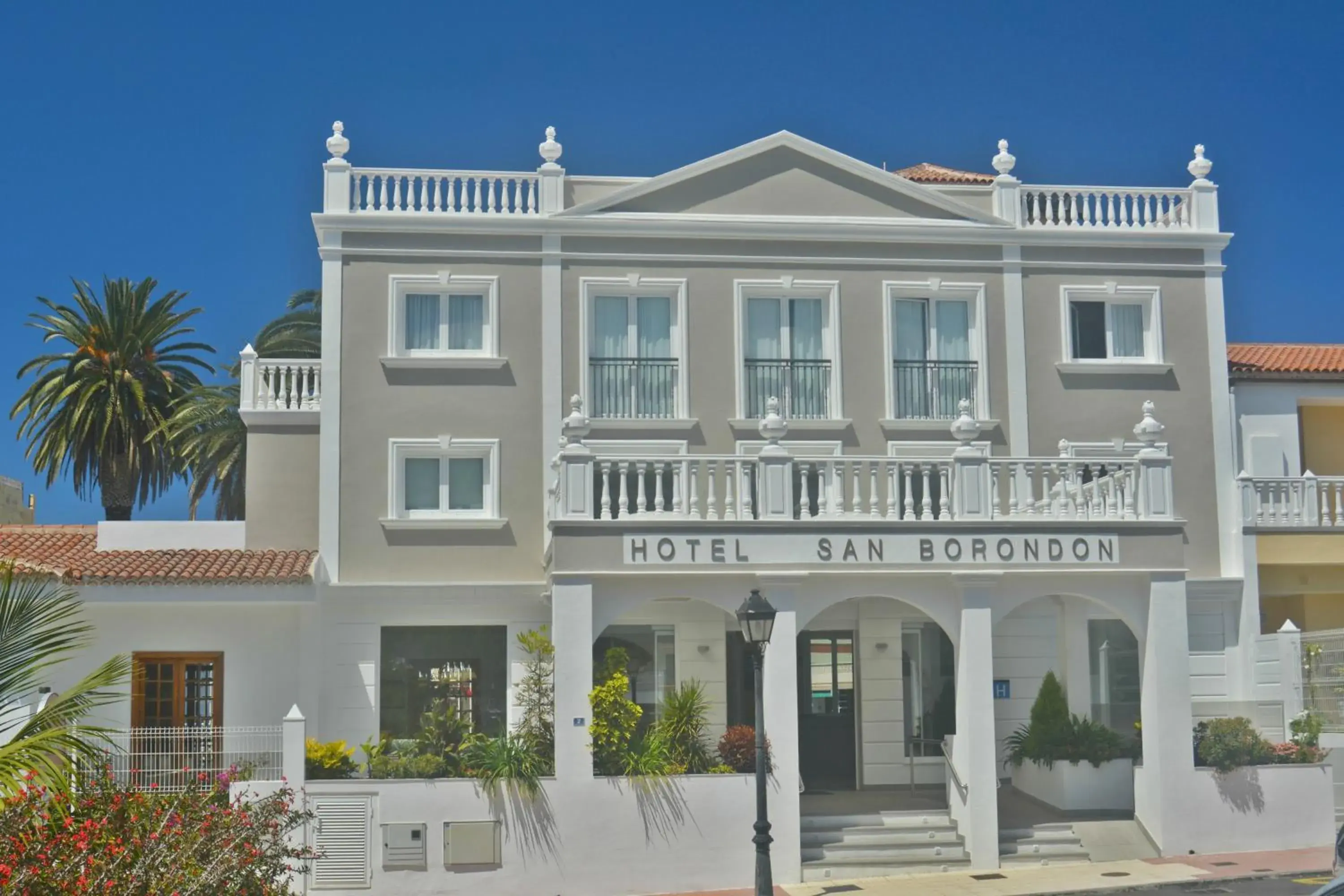 Facade/entrance in Hotel RF San Borondon Facade/entrance in Hotel RF San Borondon