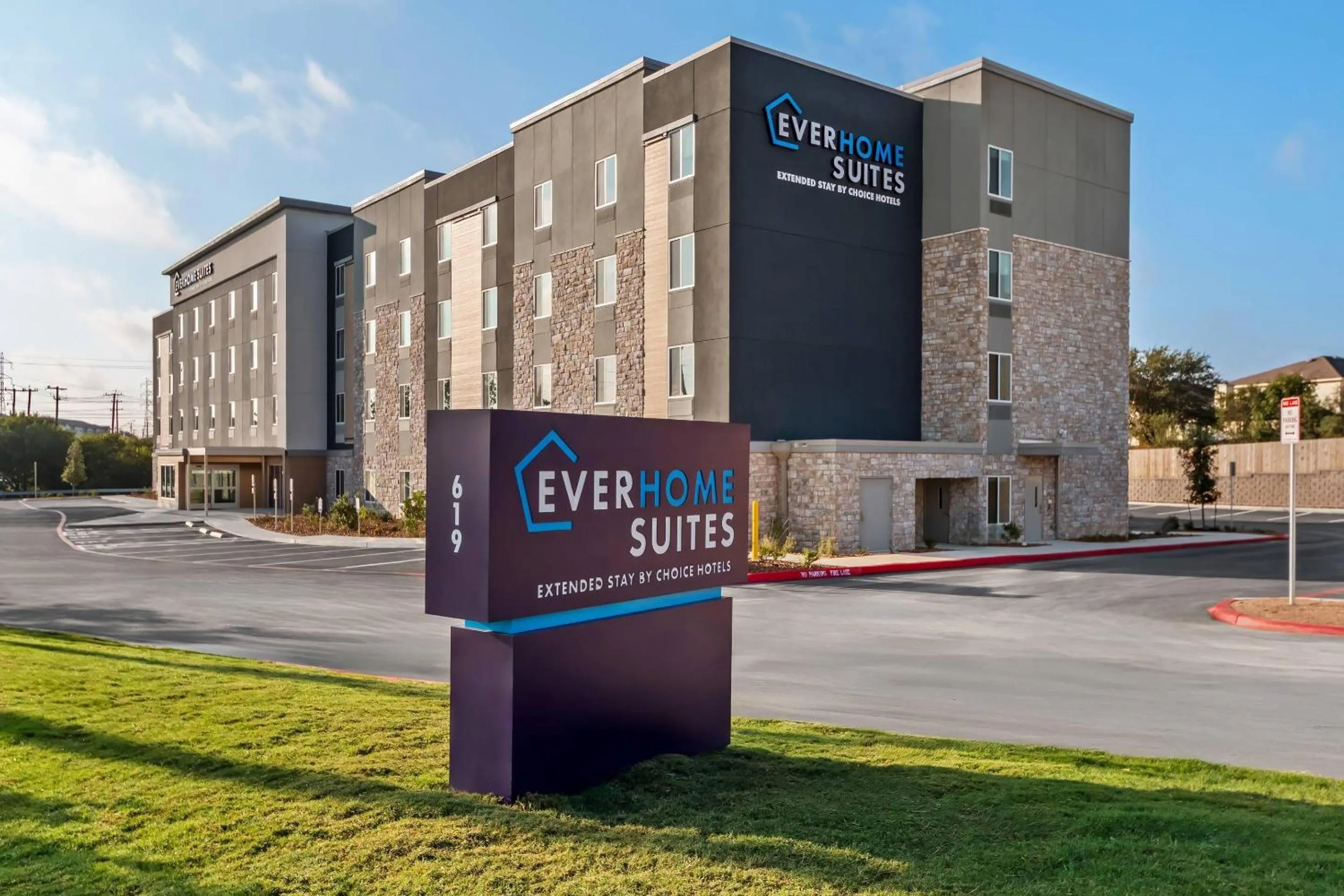 Everhome Suites San Antonio Lackland near Seaworld