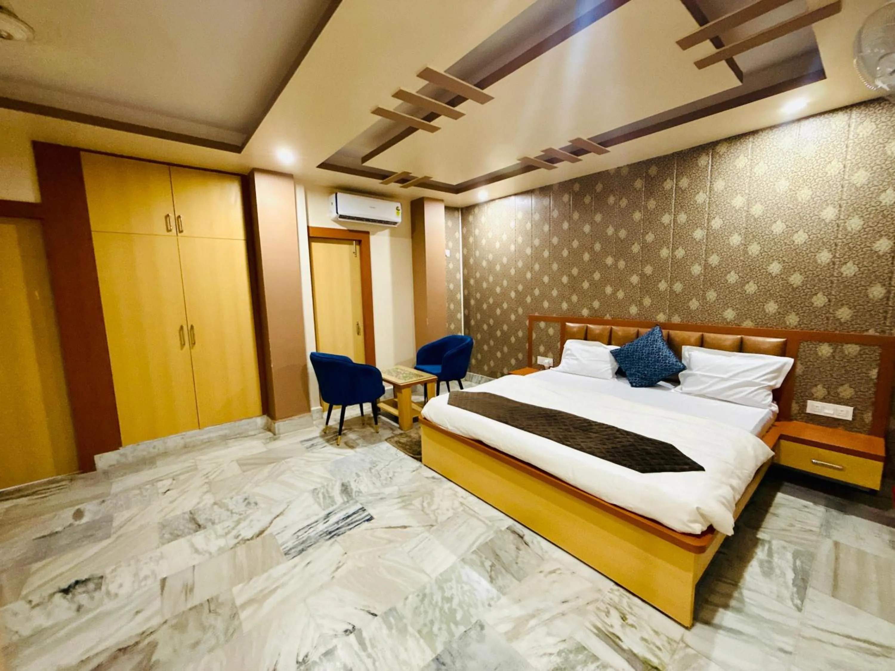 Bedroom, Bed in The ARL Hotels & Banquets