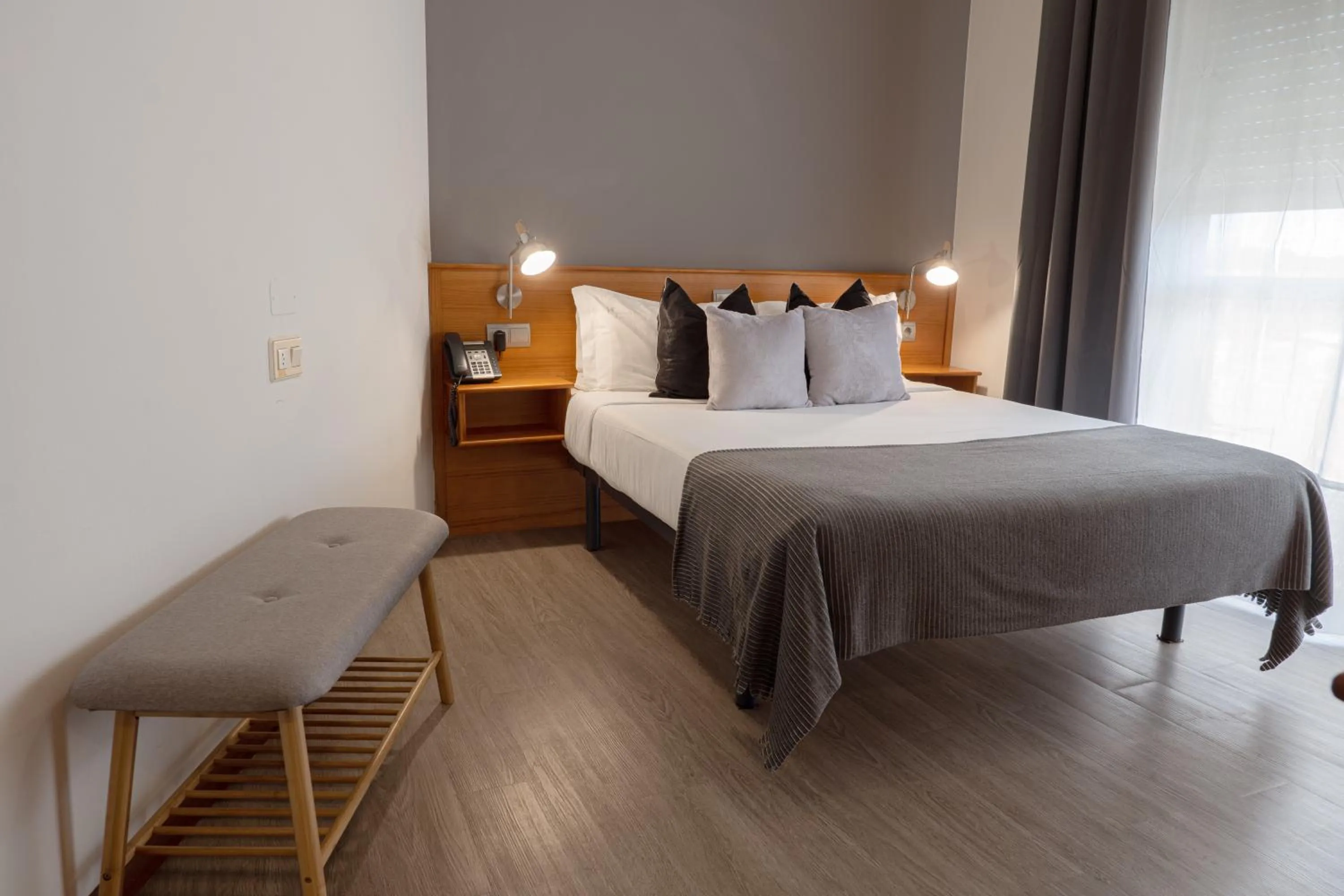 Bedroom, Bed in Hotel & Spa Carlos desde 1996