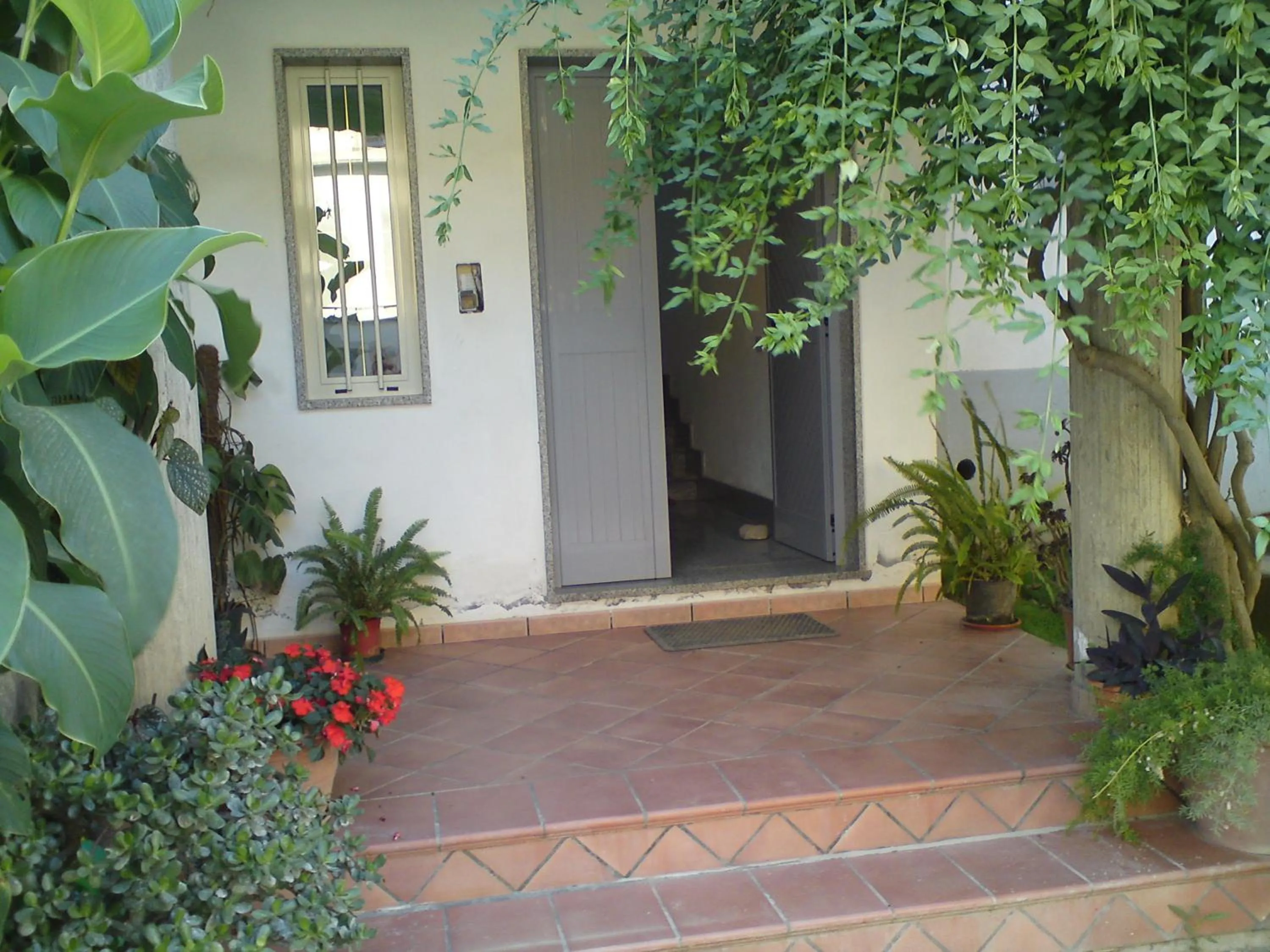 Facade/entrance in Residence Pantaleo