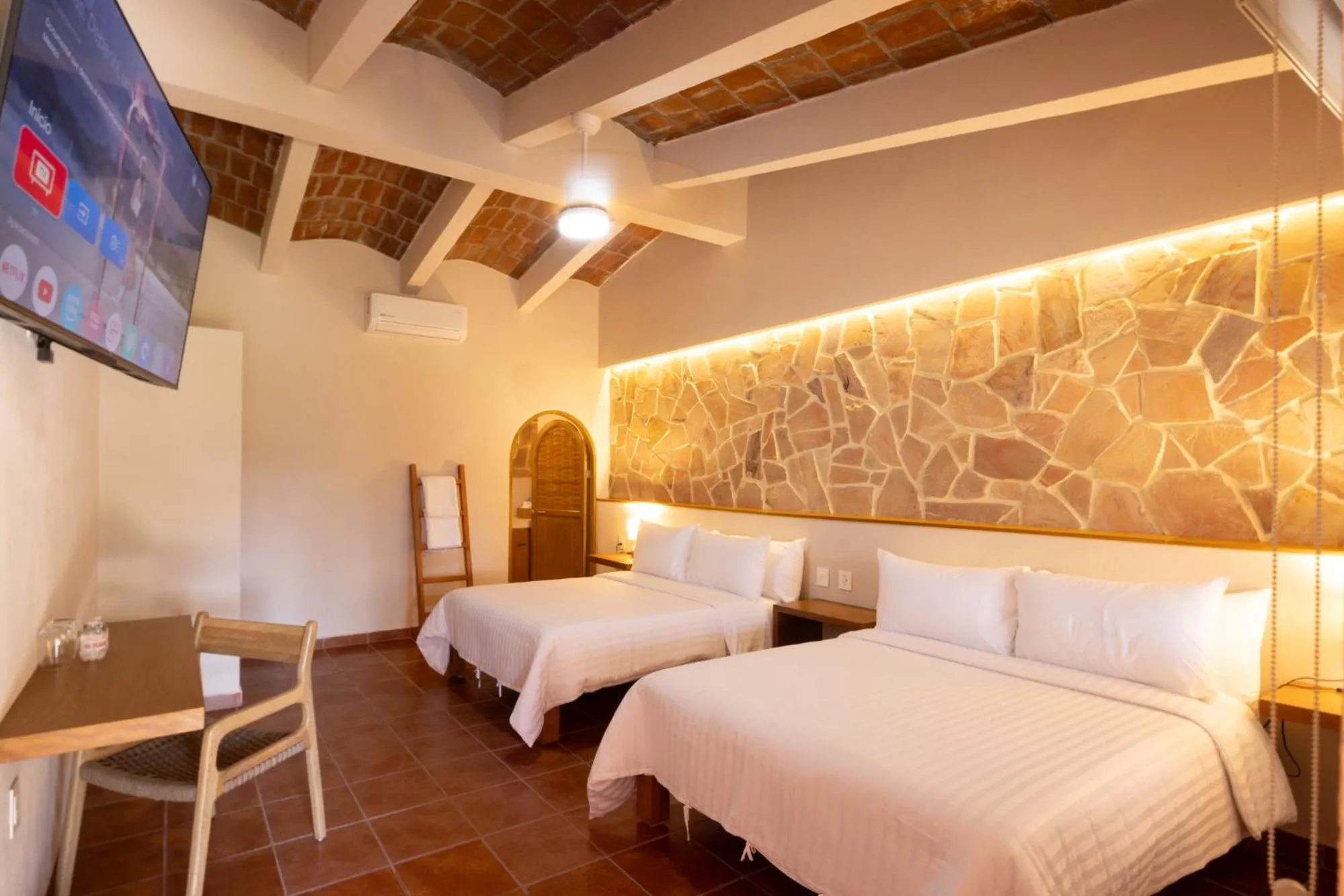Photo of the whole room, Bed in La Posada Hotel Boutique
