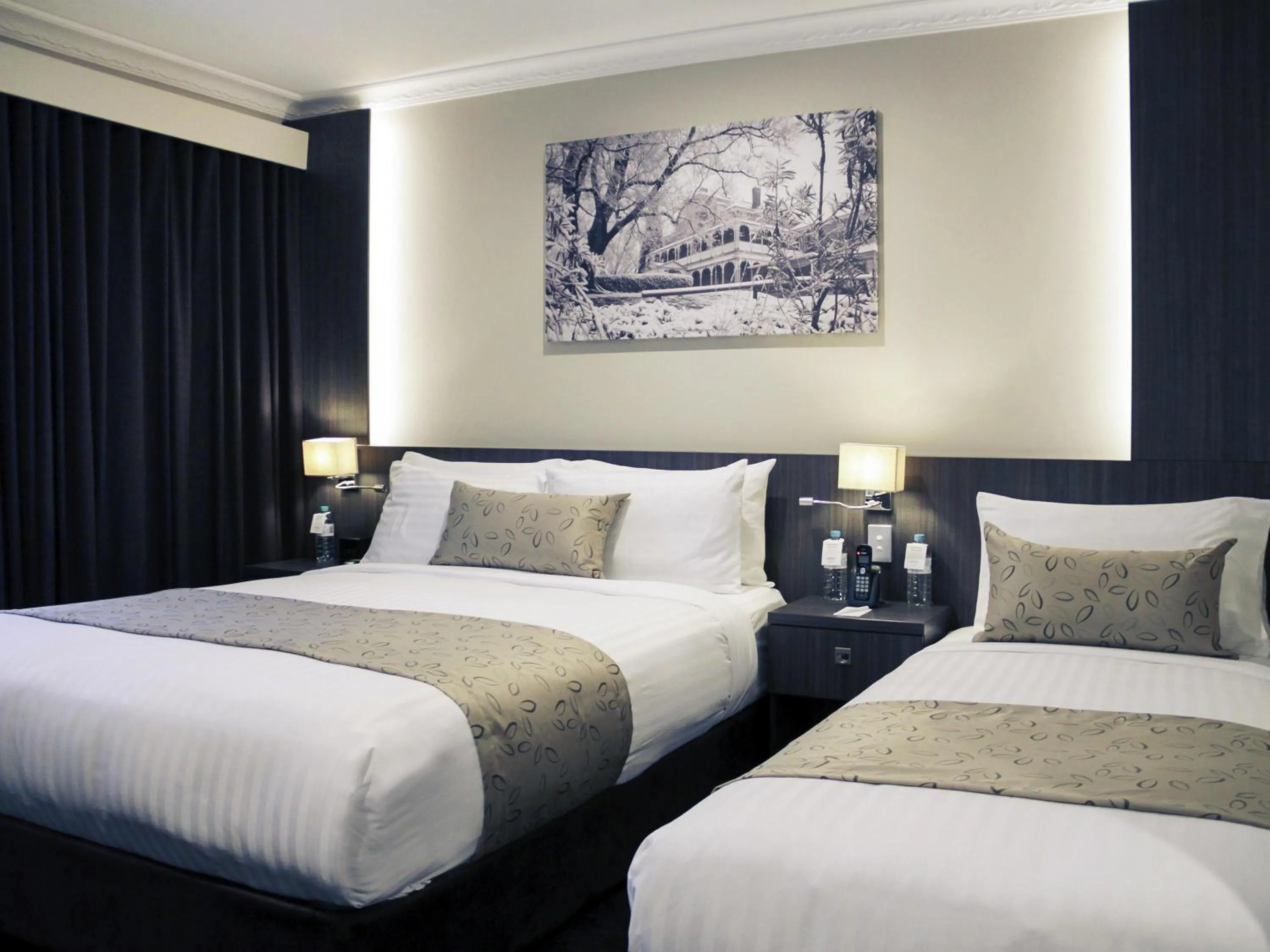 Bedroom, Bed in Mercure Orange