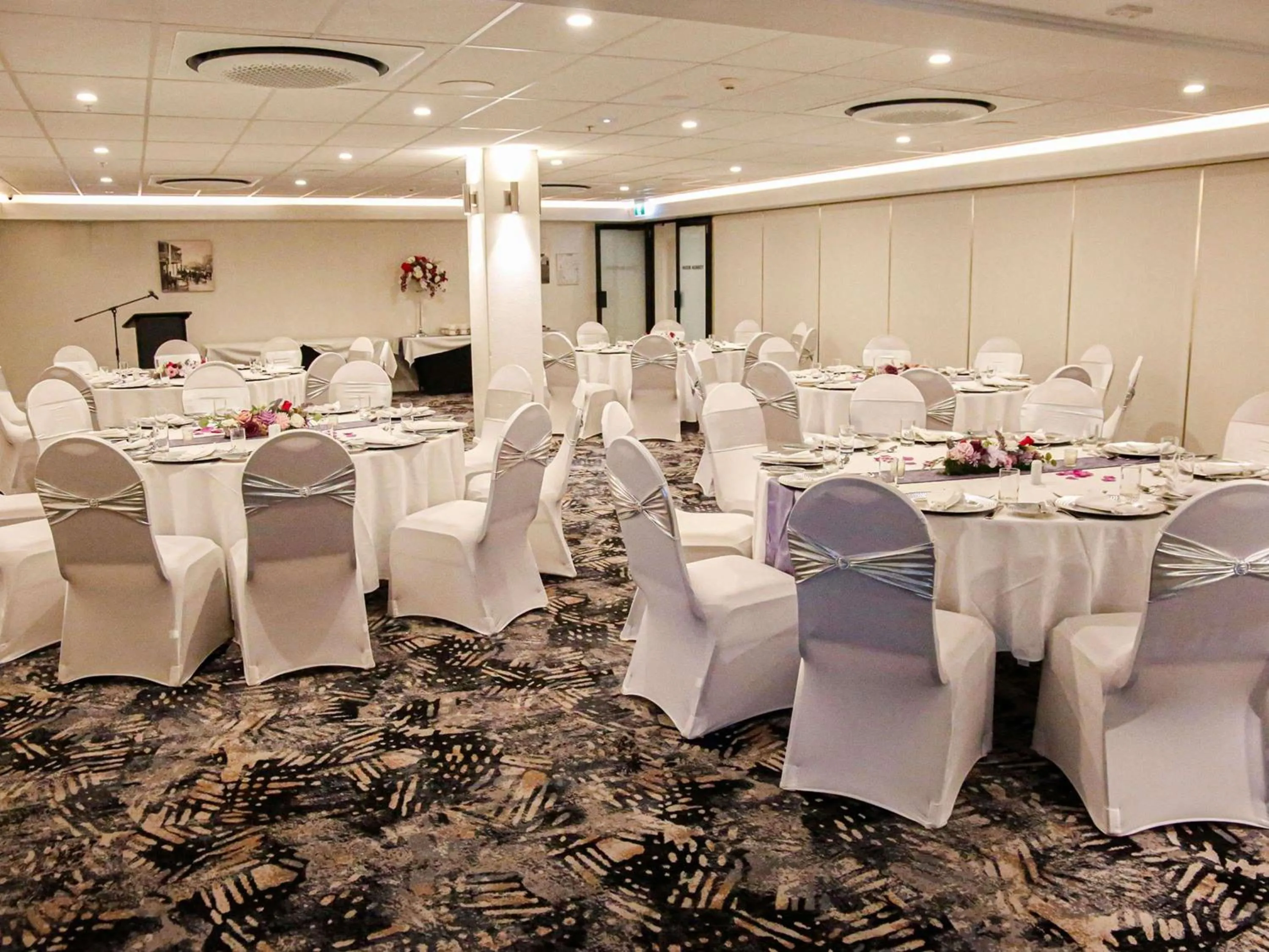 Meeting/conference room in Mercure Orange