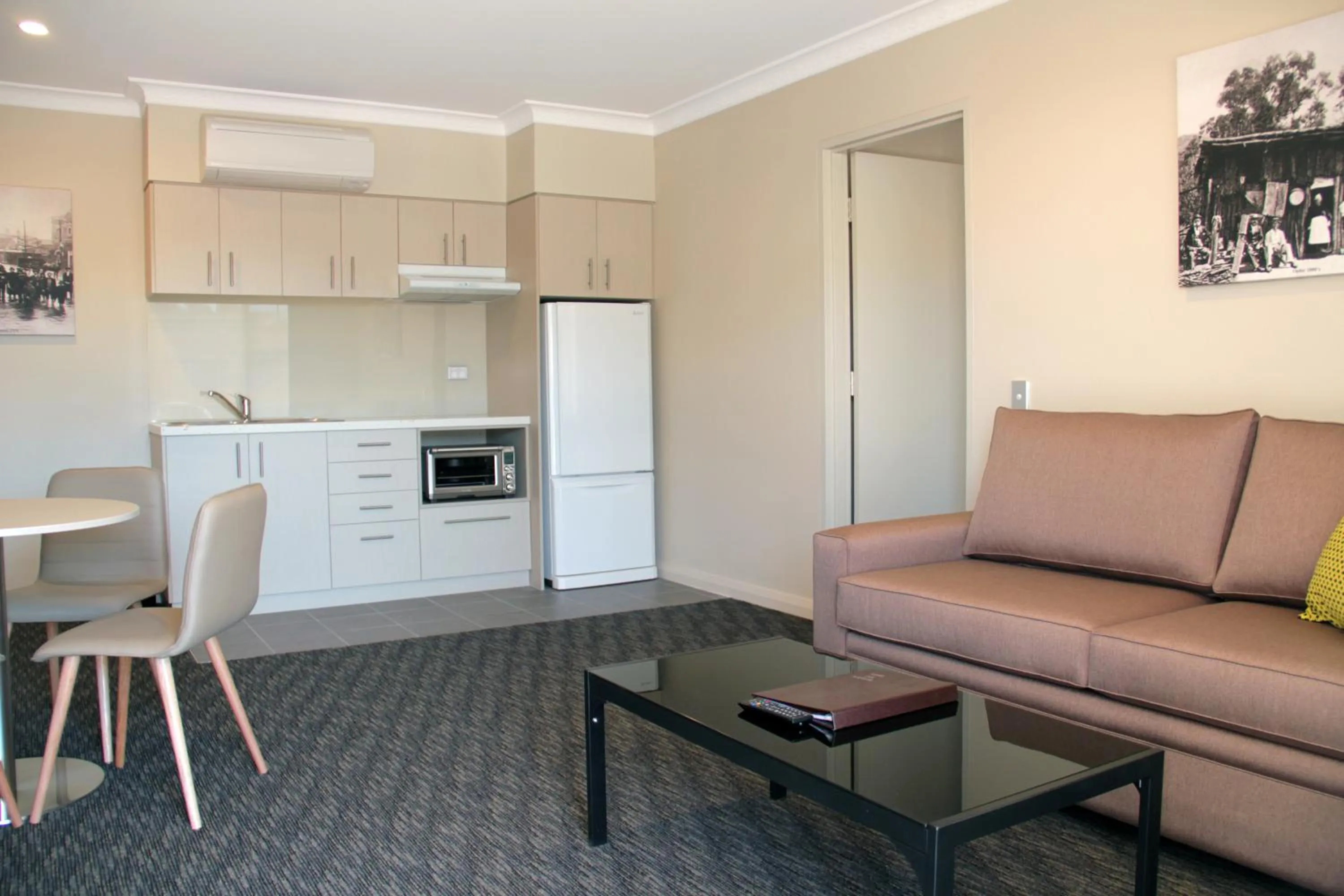 Kitchen or kitchenette in Mercure Orange