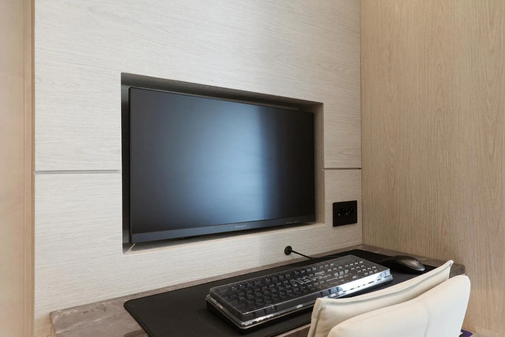 Hound Hotel Asan Terminal