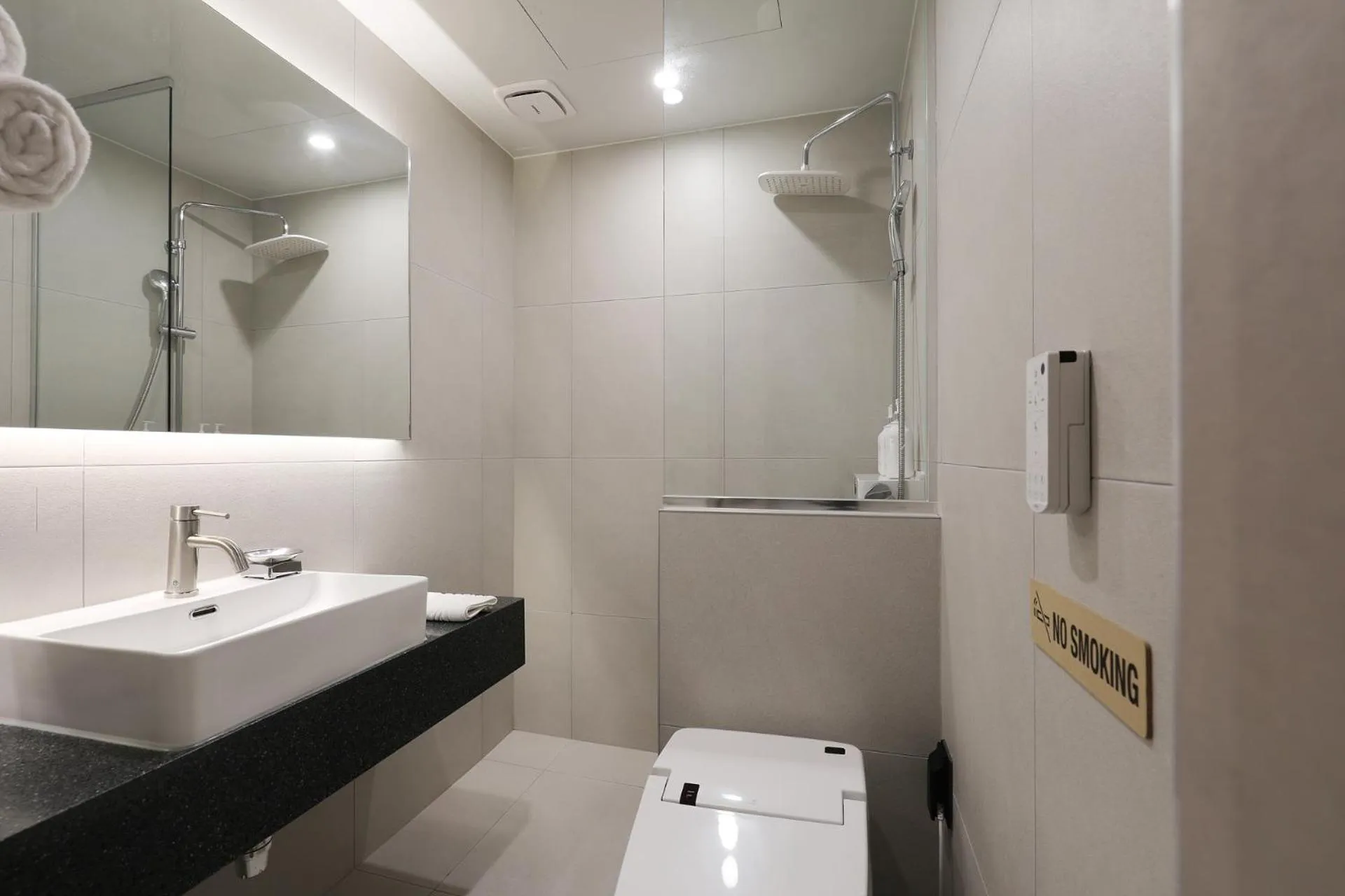 Hound Hotel Asan Terminal