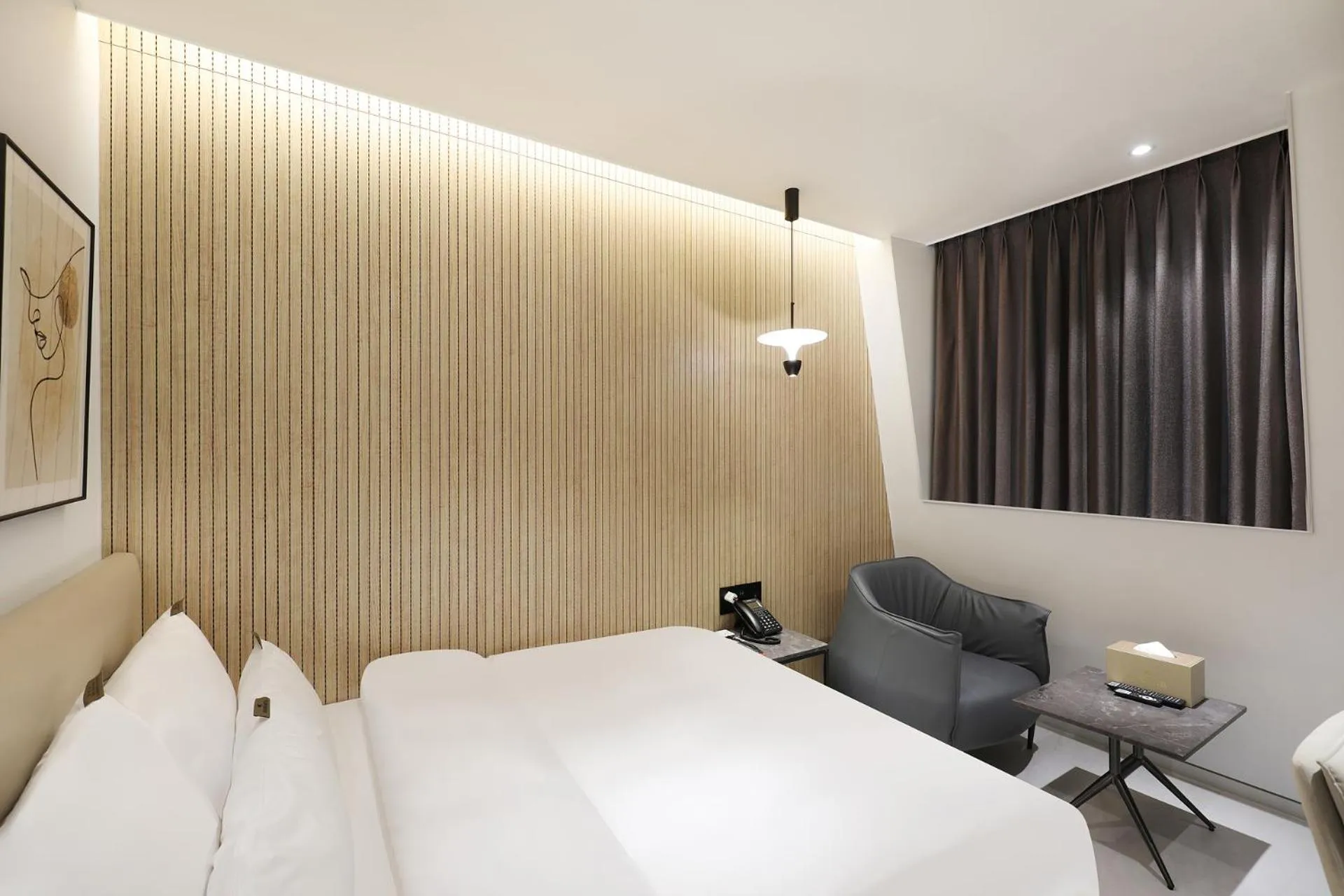 Bed in Hound Hotel Asan Terminal