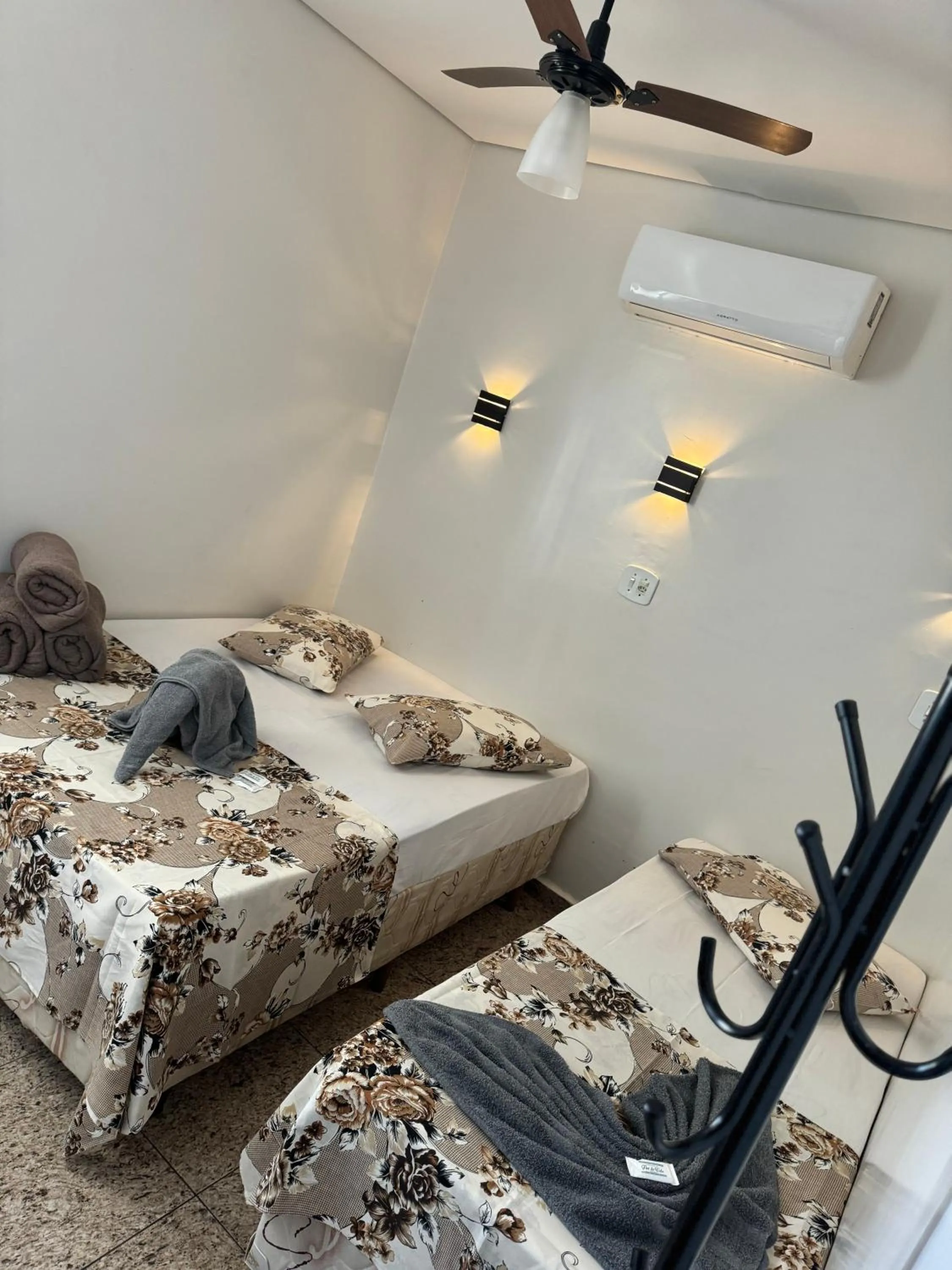 Photo of the whole room, Bed in Pousada Rabake