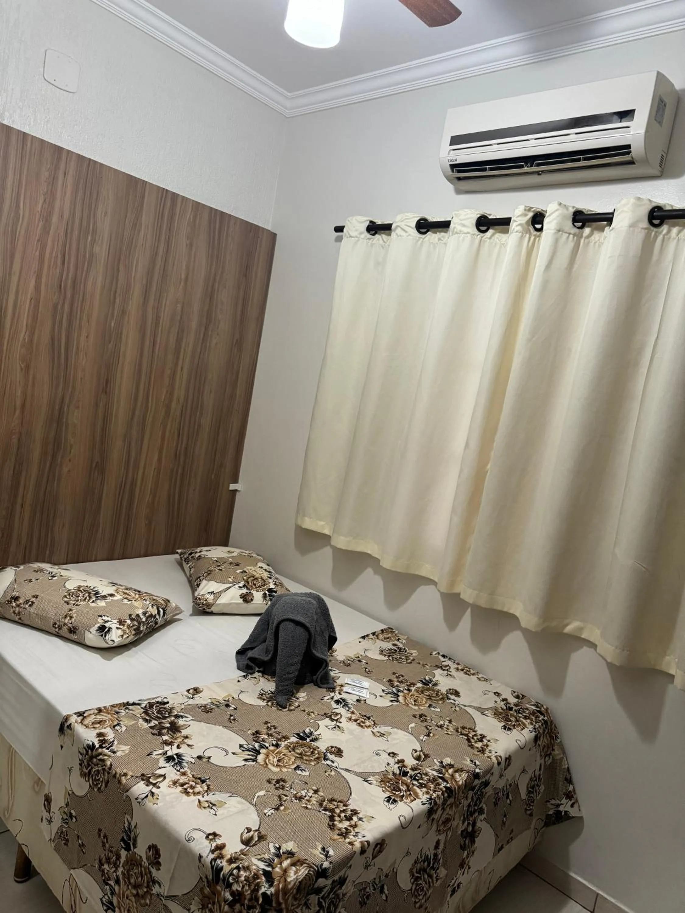 Photo of the whole room, Bed in Pousada Rabake