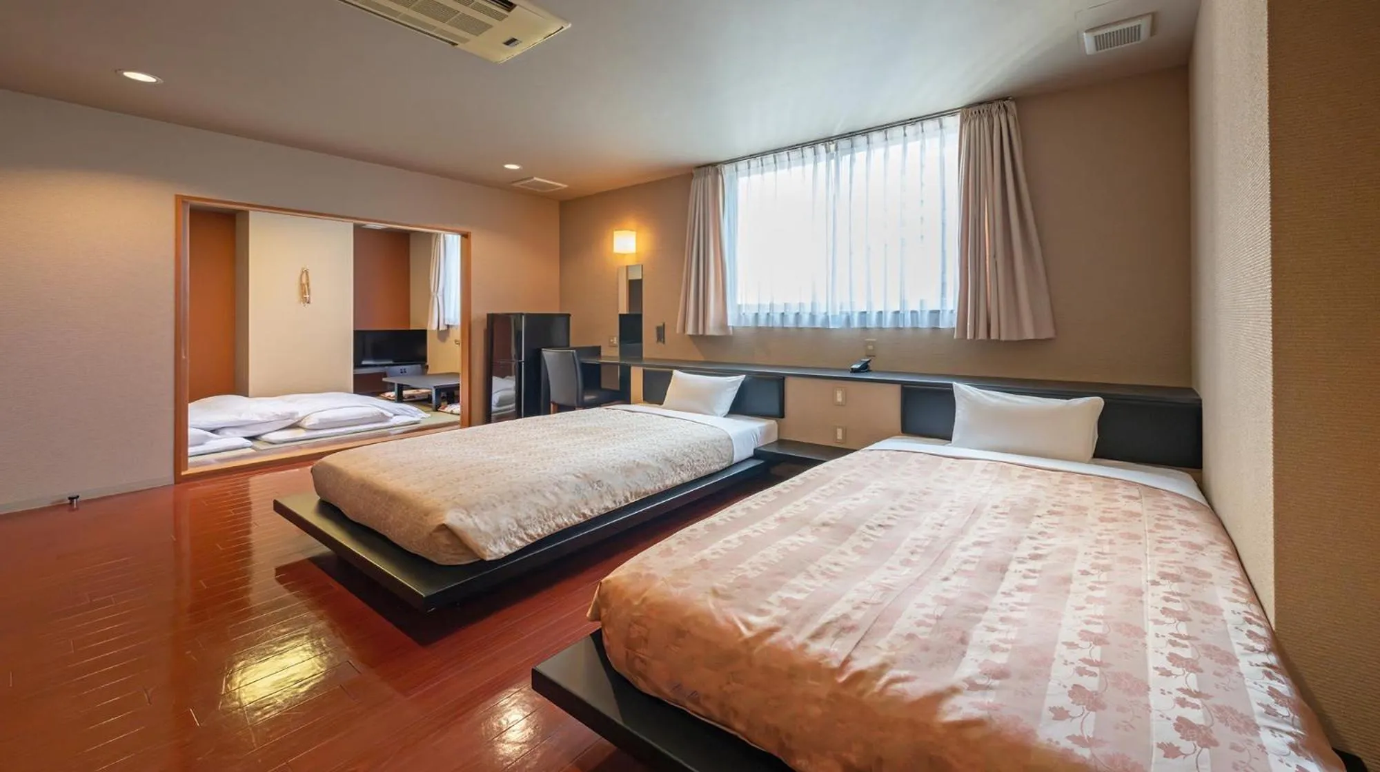 Bedroom, Bed in Quintessa Hotel Fukuoka watanabedori Comic&Books