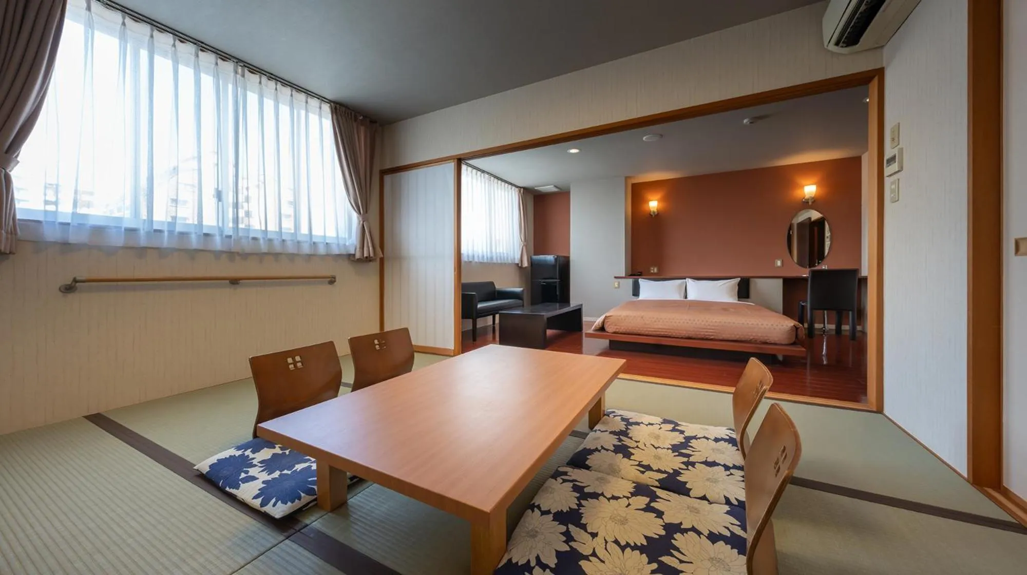 Photo of the whole room, Bed in Quintessa Hotel Fukuoka watanabedori Comic&Books
