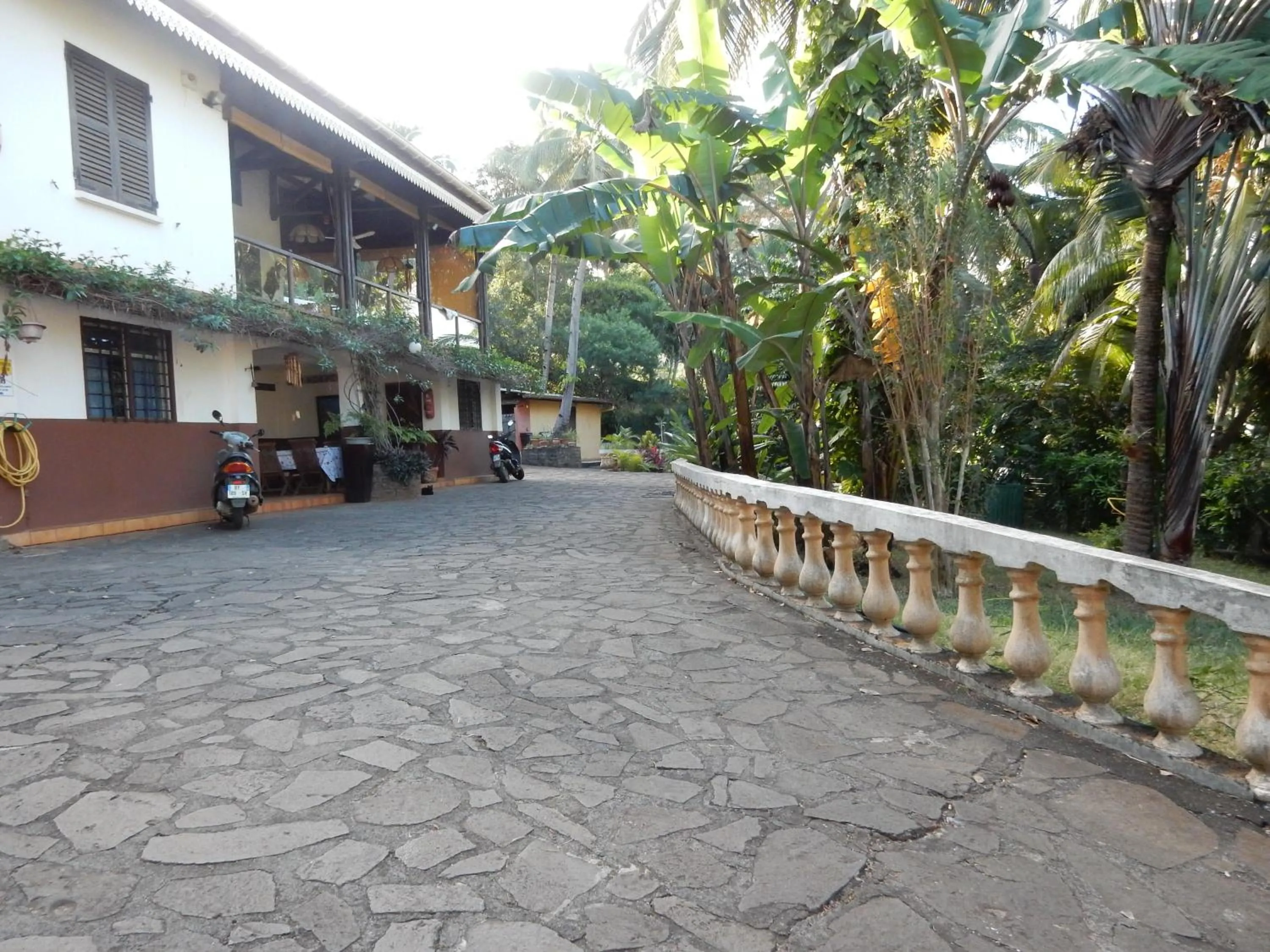 Facade/entrance in Sarl Mayoume