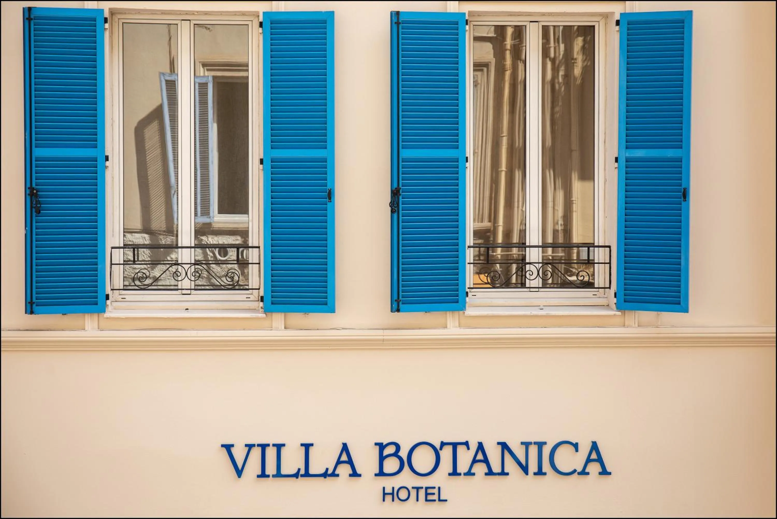 Facade/entrance in Hotel Villa Botanica