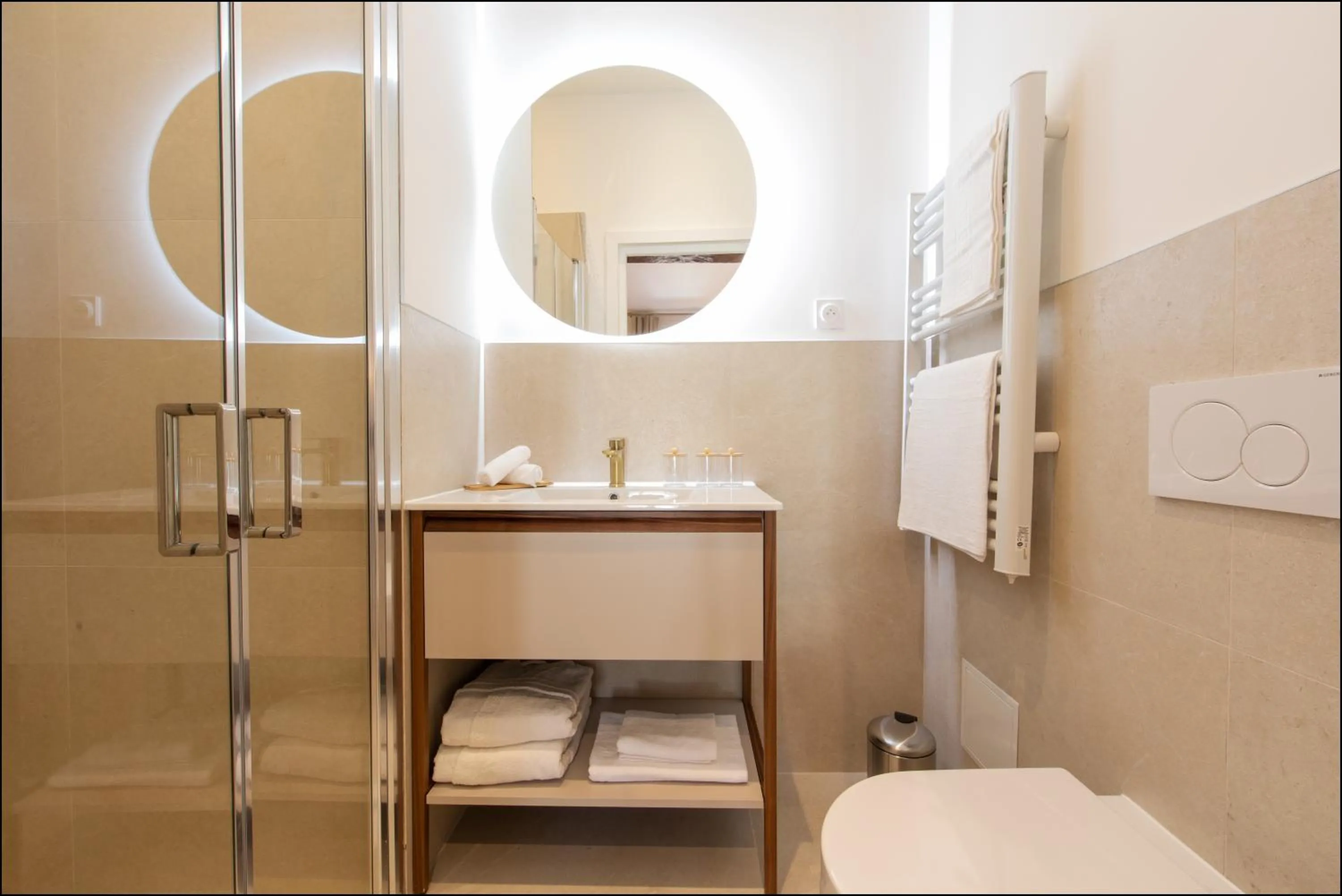Shower in Hotel Villa Botanica