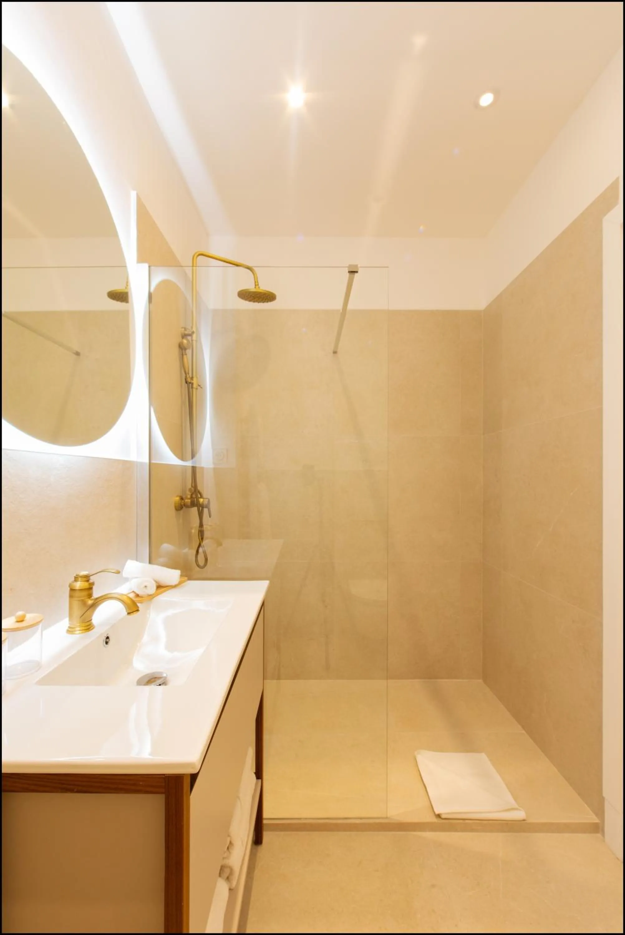 Shower in Hotel Villa Botanica