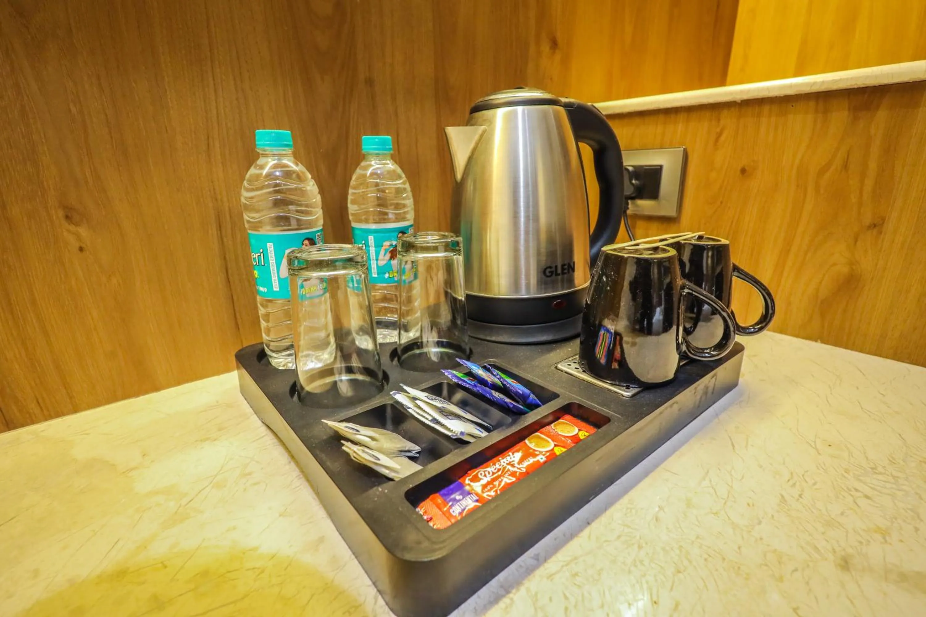 Coffee/tea facilities in Shri Damodar Dham