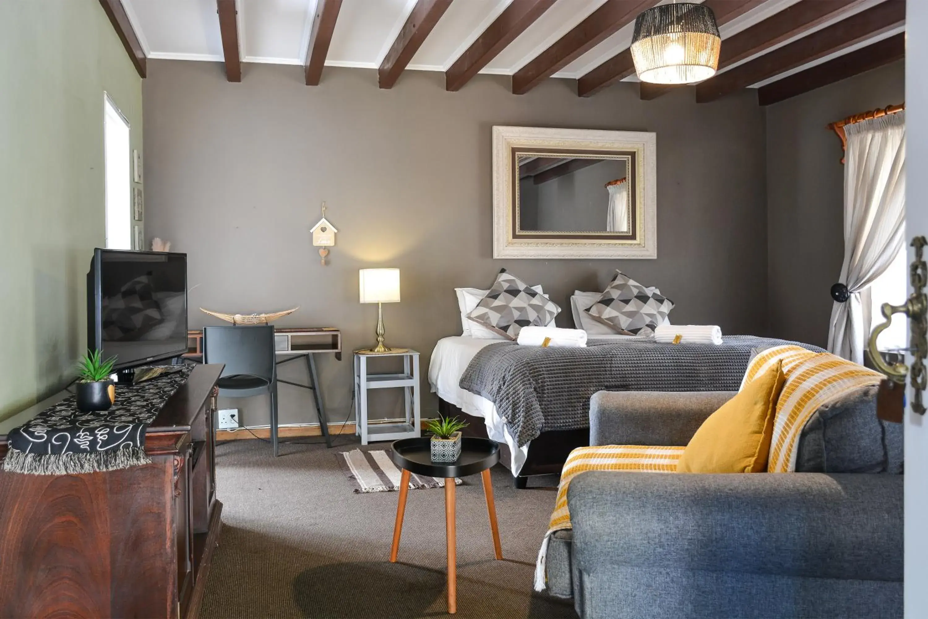 Self-Catering Family Room - single occupancy in Biggy Best Boutique Hotel & Self Catering Cottages Self-Catering Family Room - single occupancy in Biggy Best Boutique Hotel & Self Catering Cottages