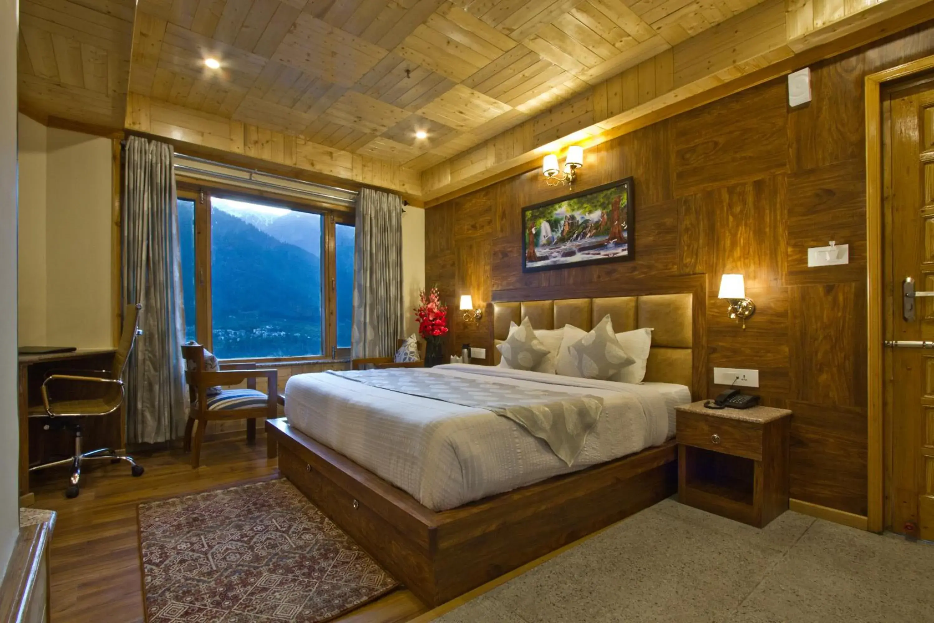 Bed in Foghills Cottages Manali Bed in Foghills Cottages Manali