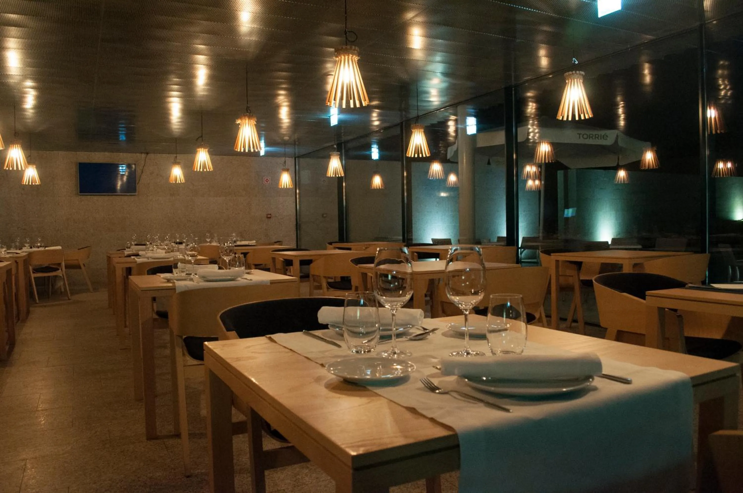 Restaurant/places to eat in Cró Hotel Rural