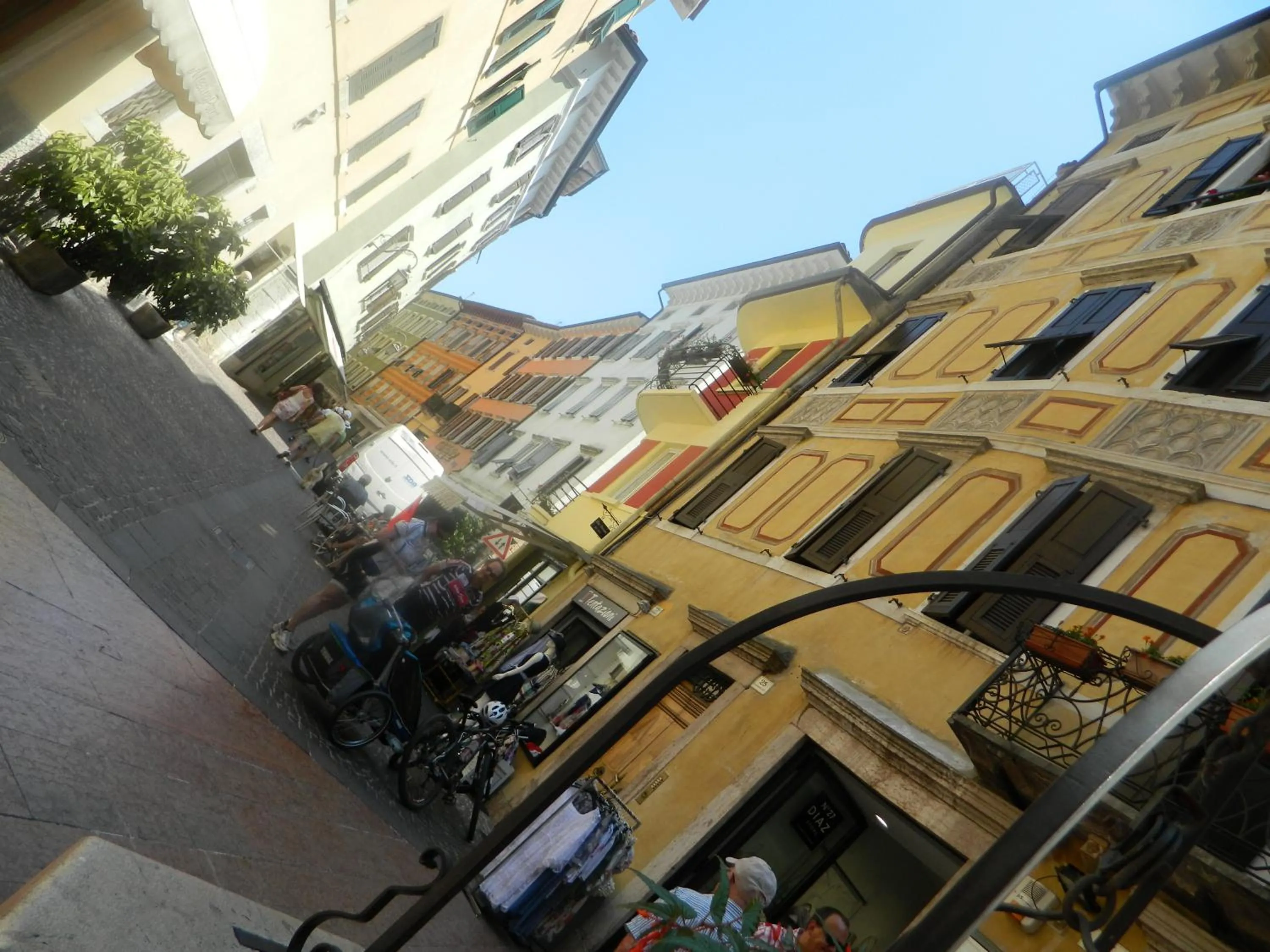 Property building in Vecchia Riva