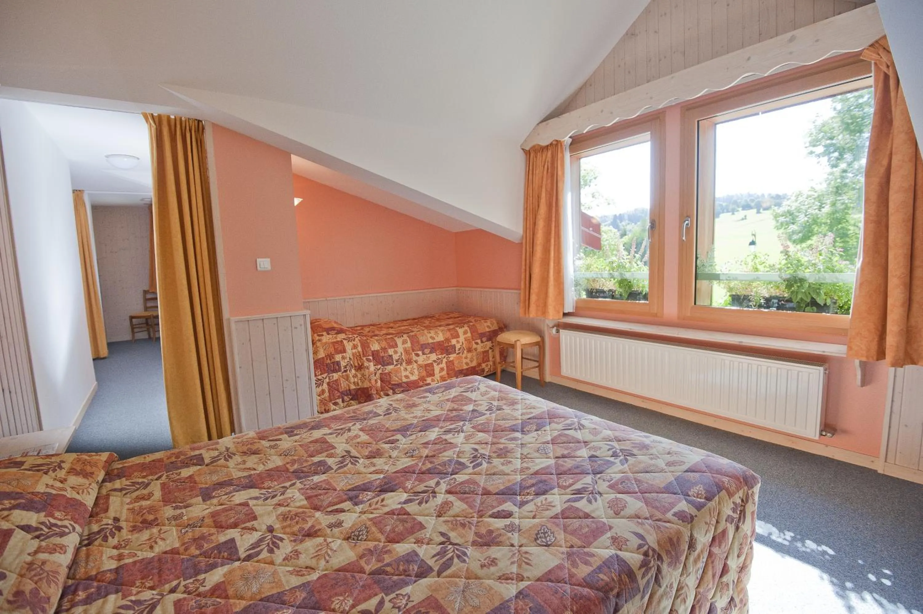 Bedroom, Bed in Etoile des Neiges Hôtel et Piscine