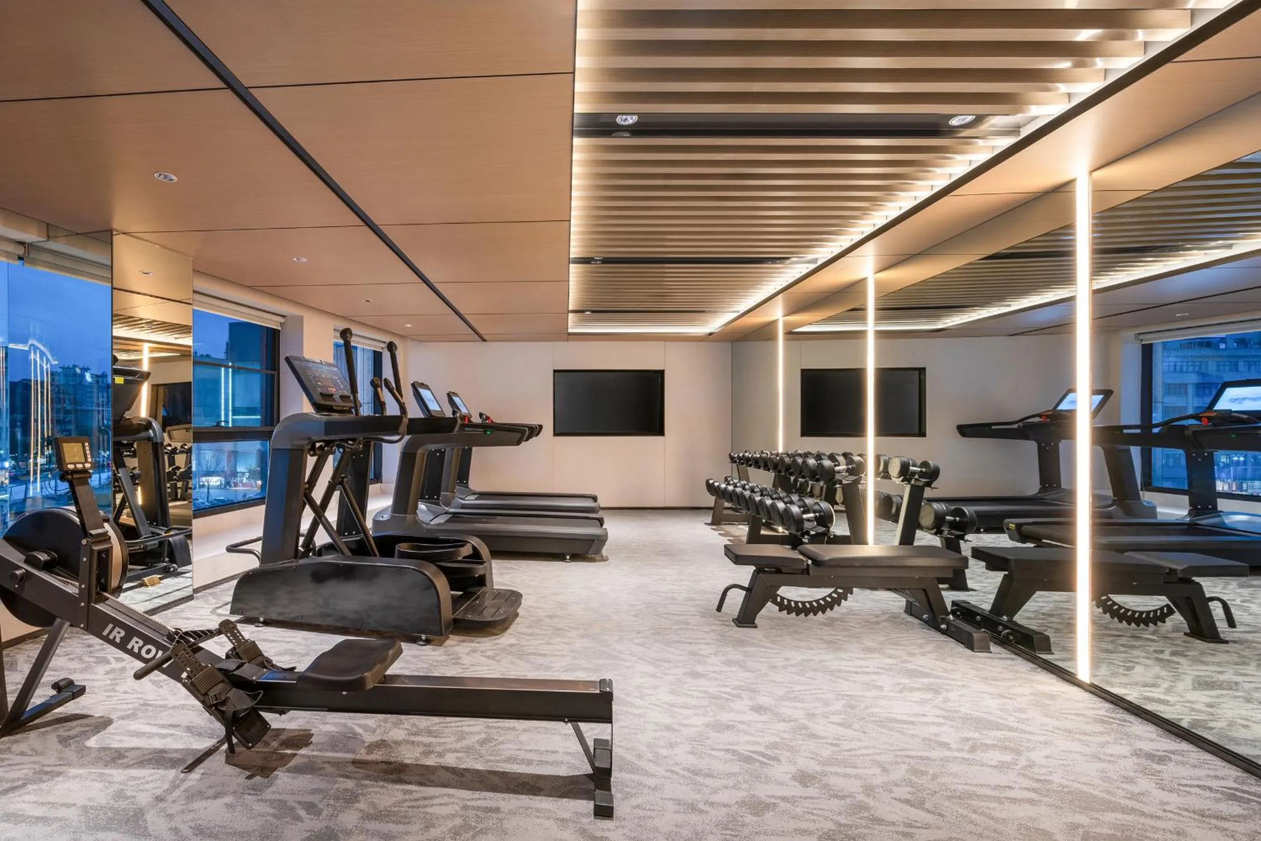 Fitness centre/facilities in Novotel Hangzhou Yuhang