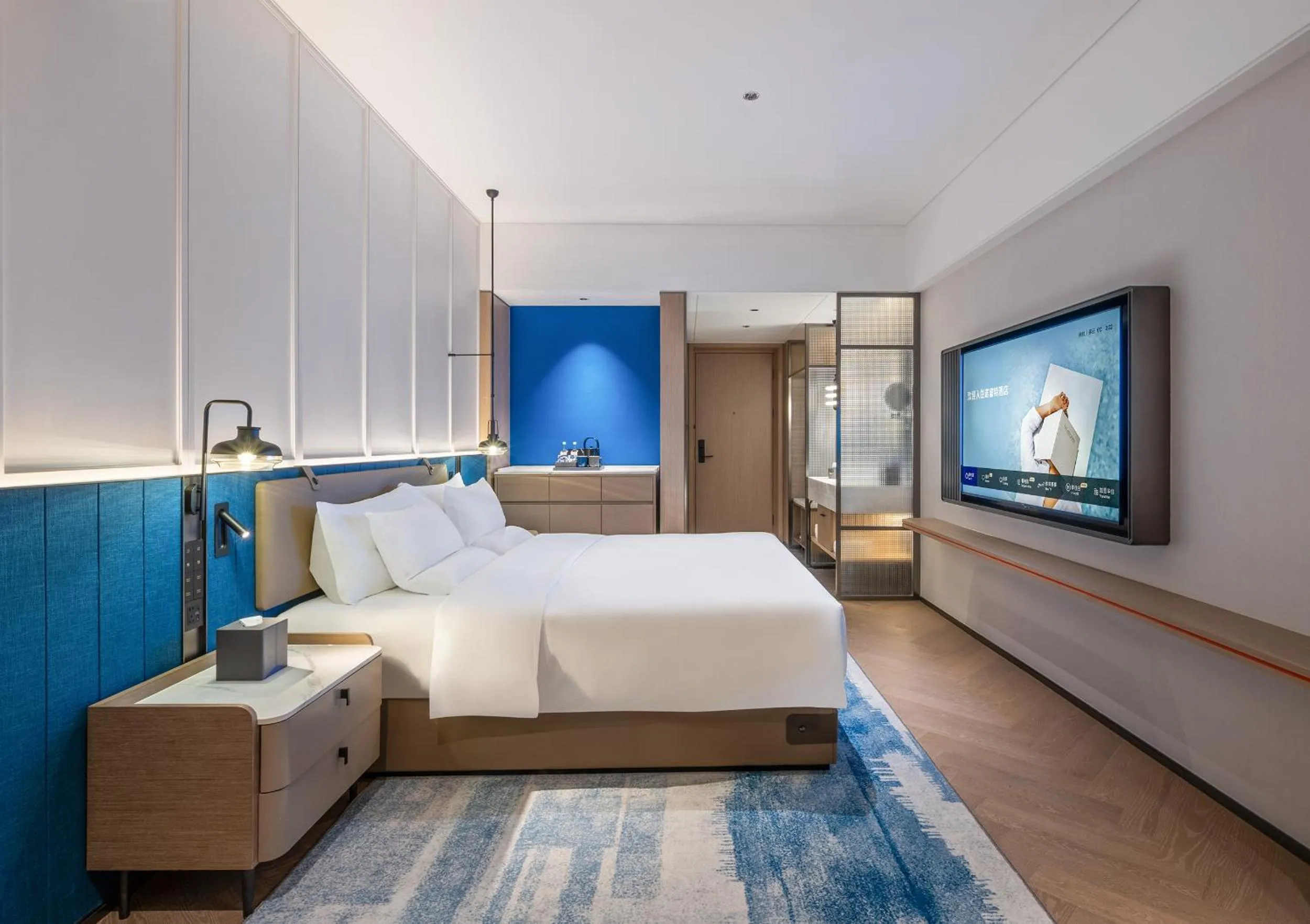 Photo of the whole room, Bed in Novotel Hangzhou Yuhang