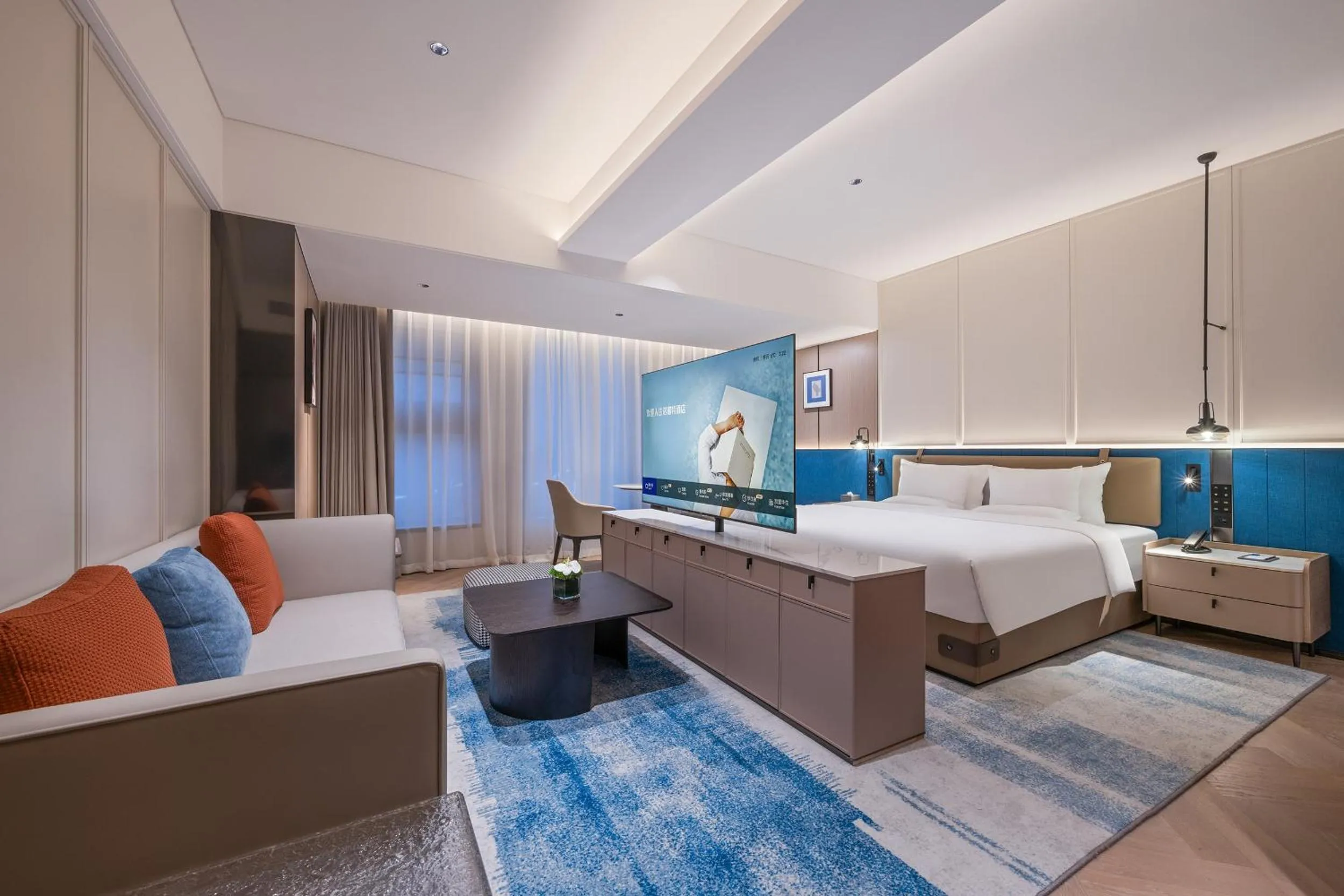 Bed in Novotel Hangzhou Yuhang