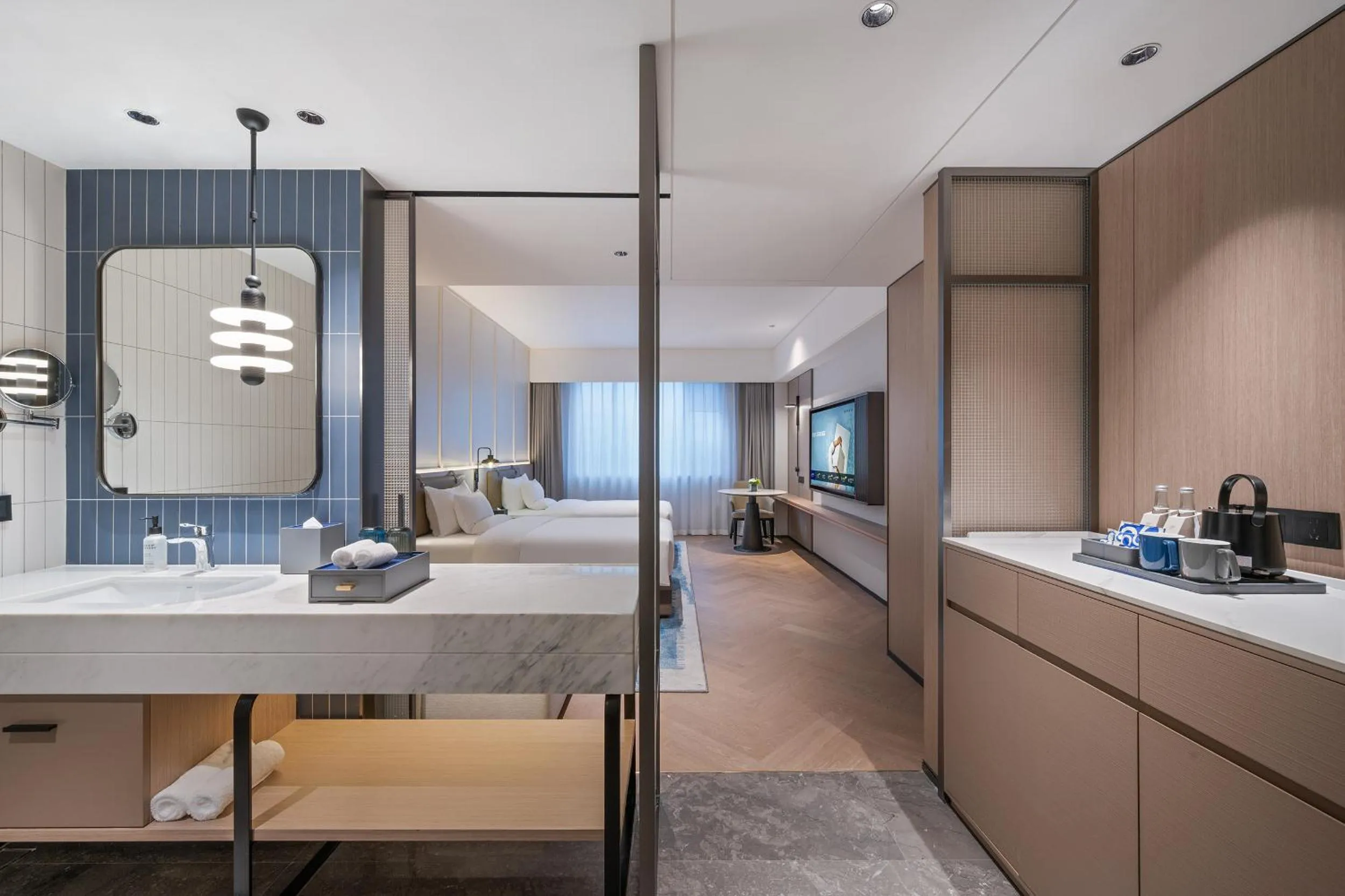 TV and multimedia in Novotel Hangzhou Yuhang