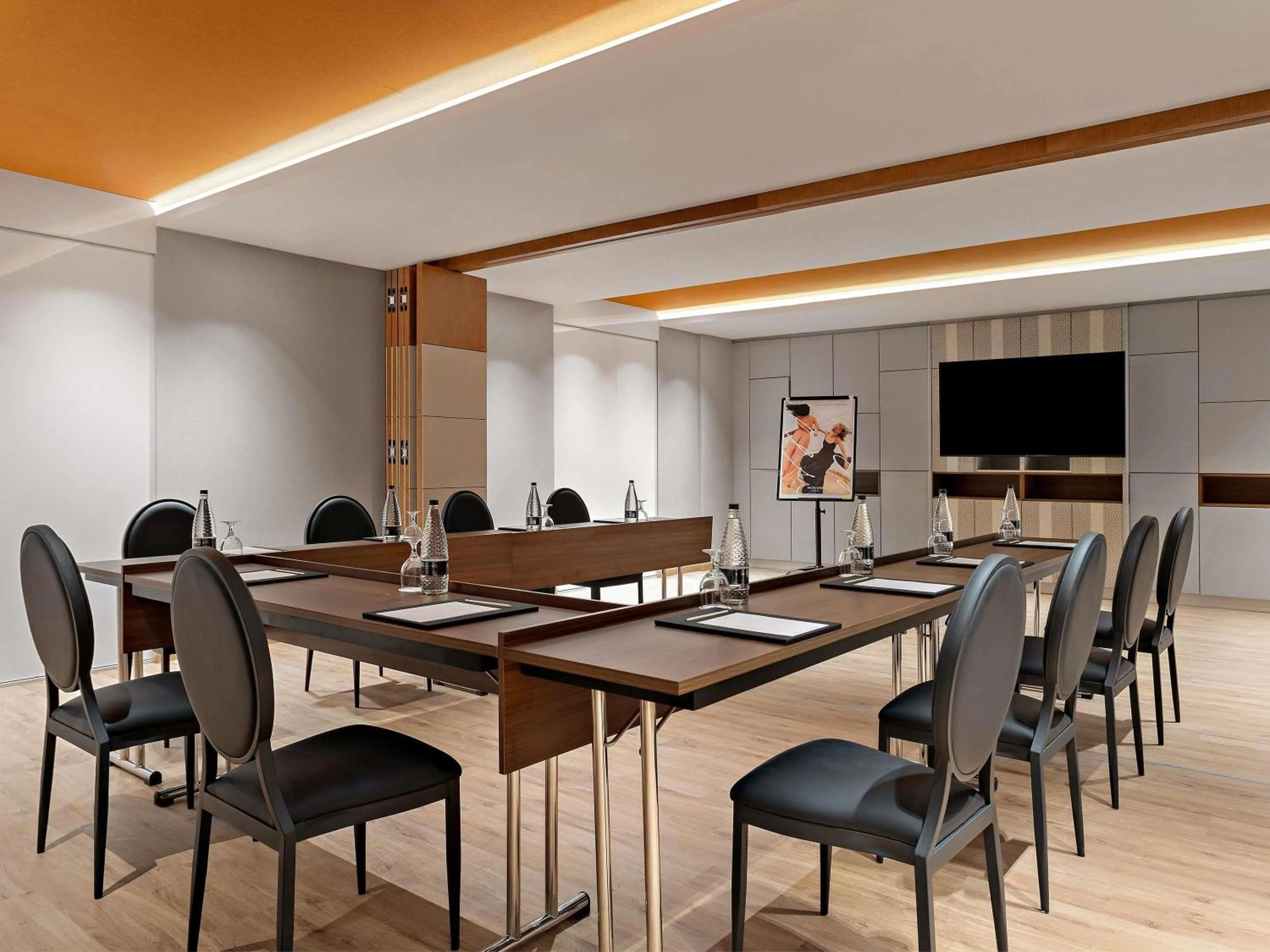 Meeting/conference room in Mercure Abu Dhabi Downtown