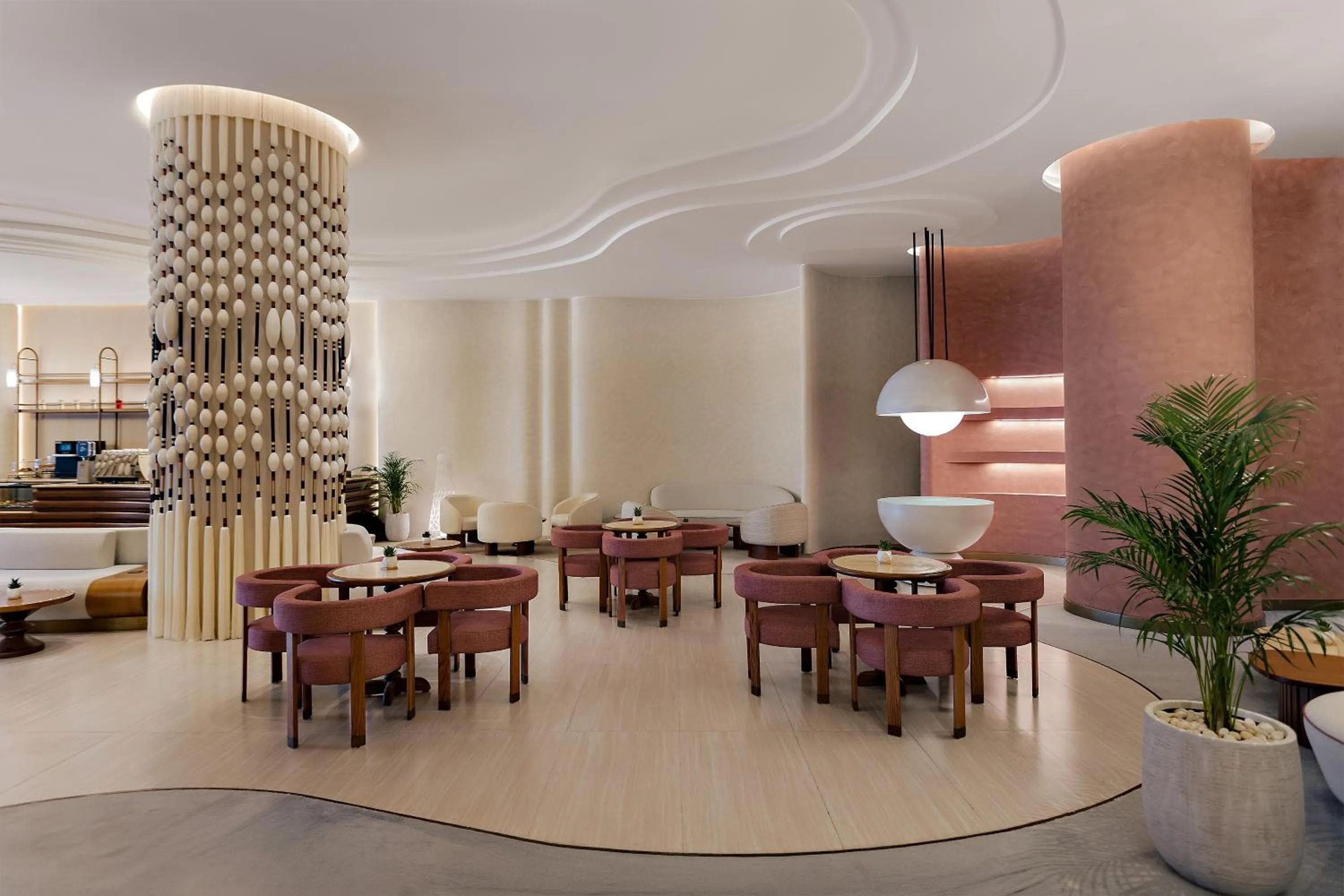 Lobby or reception in Mercure Abu Dhabi Downtown